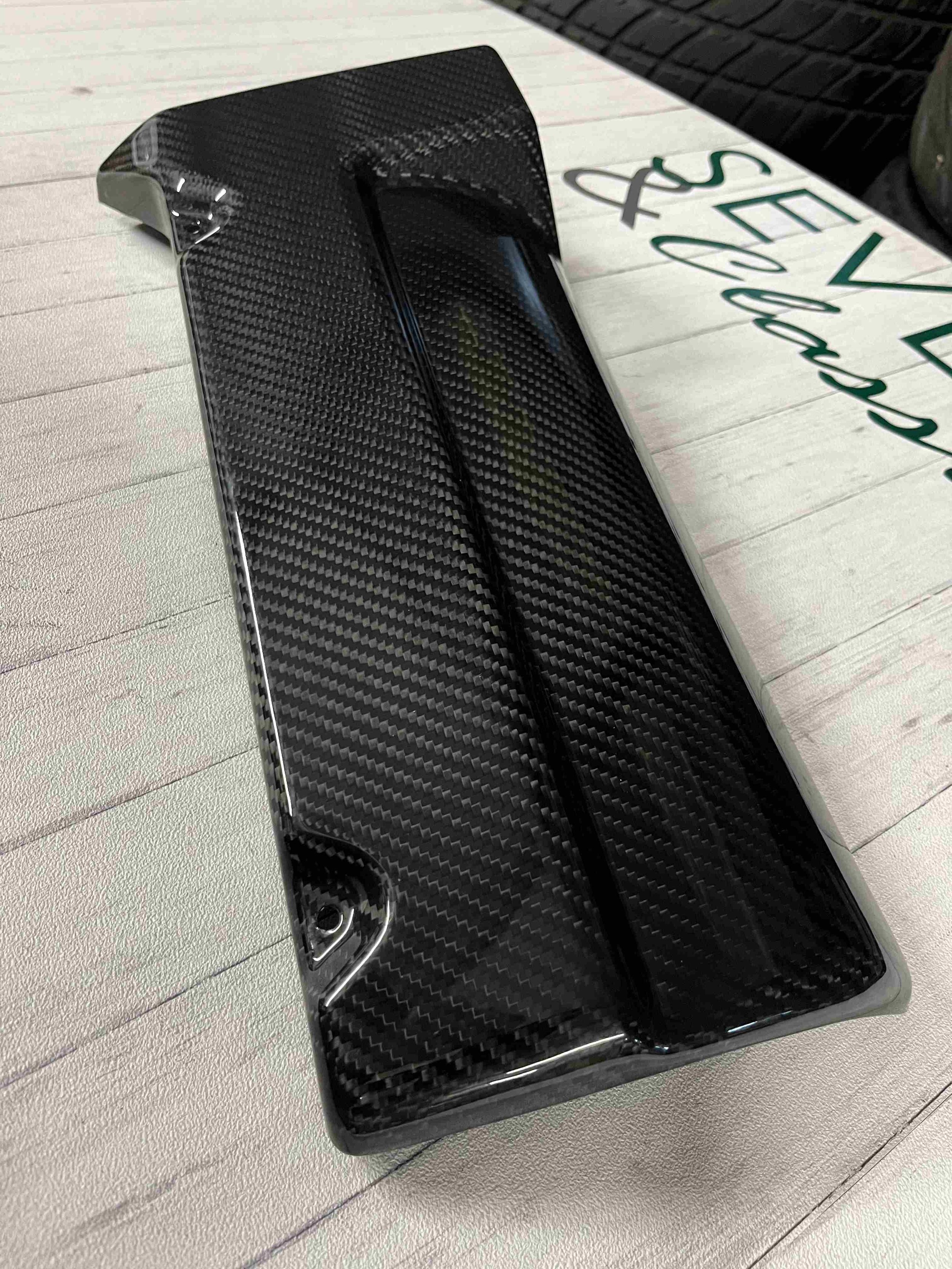 Caterham Carbon Coil Cover - Duratec (2).jpeg