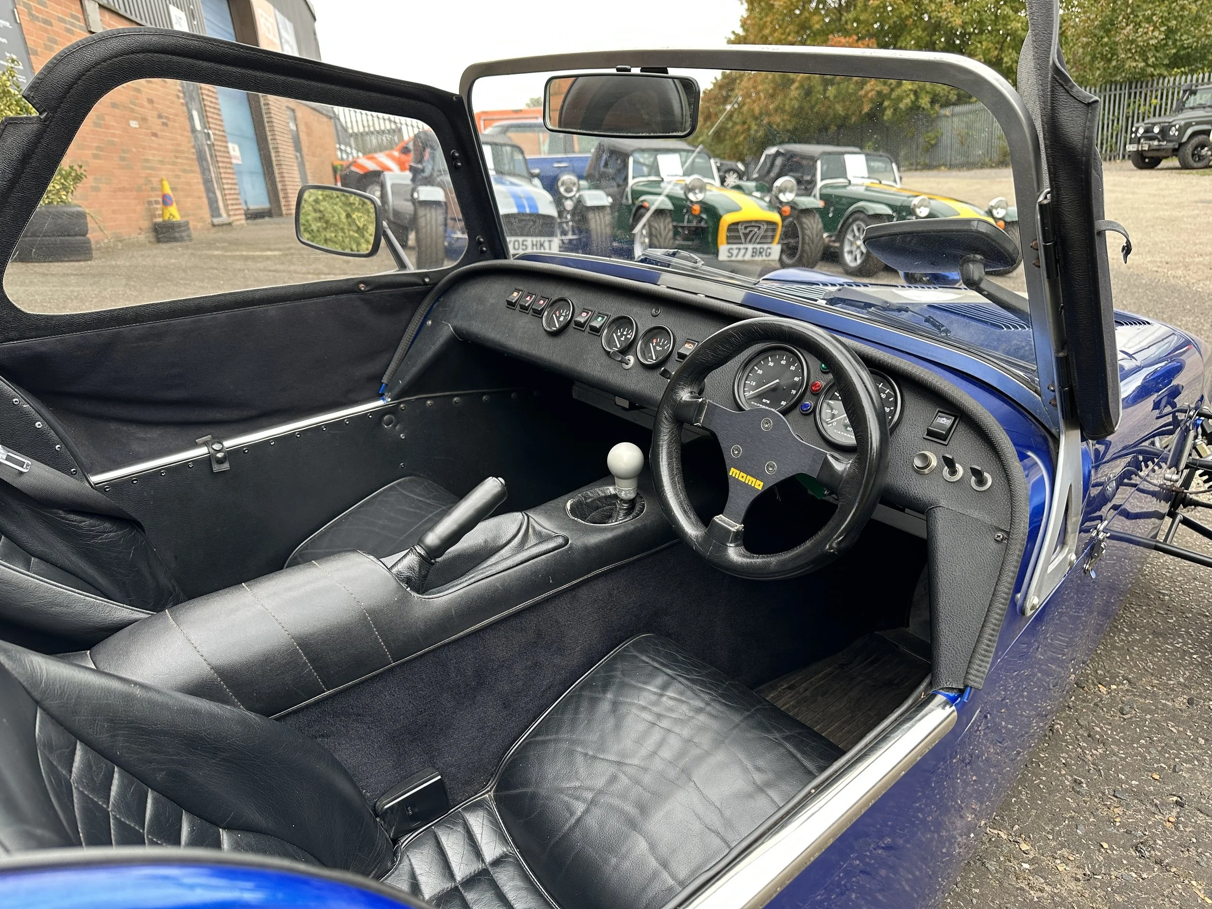 Caterham Roadsport 140 - W904UXR (8).jpg
