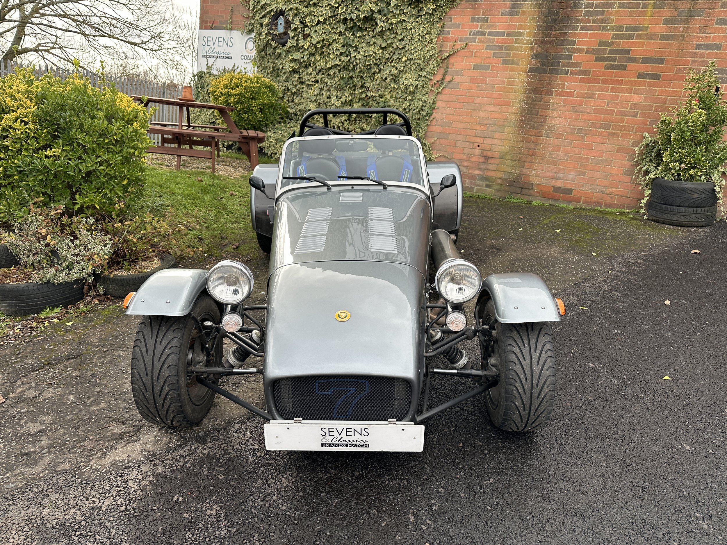 Caterham VHPD - RX54AVL (2).jpg