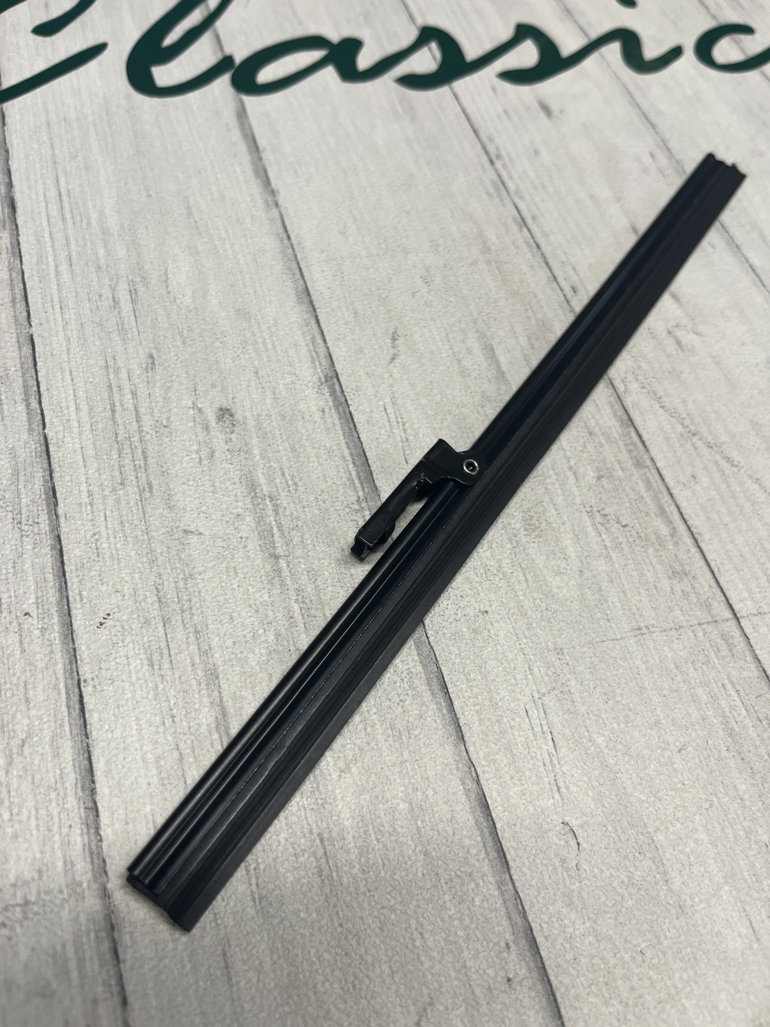 Cqaterham Wiper Blade SV Black.jpg