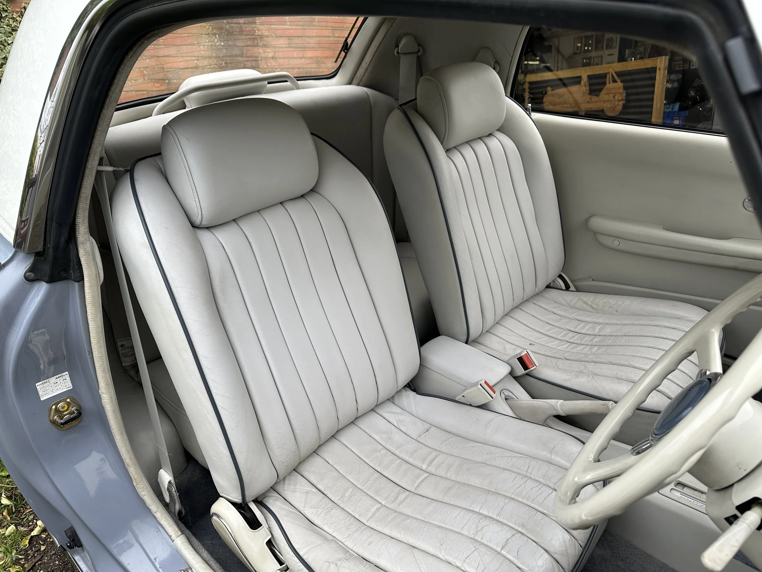Nissan Figaro - J453MDL (9).jpg