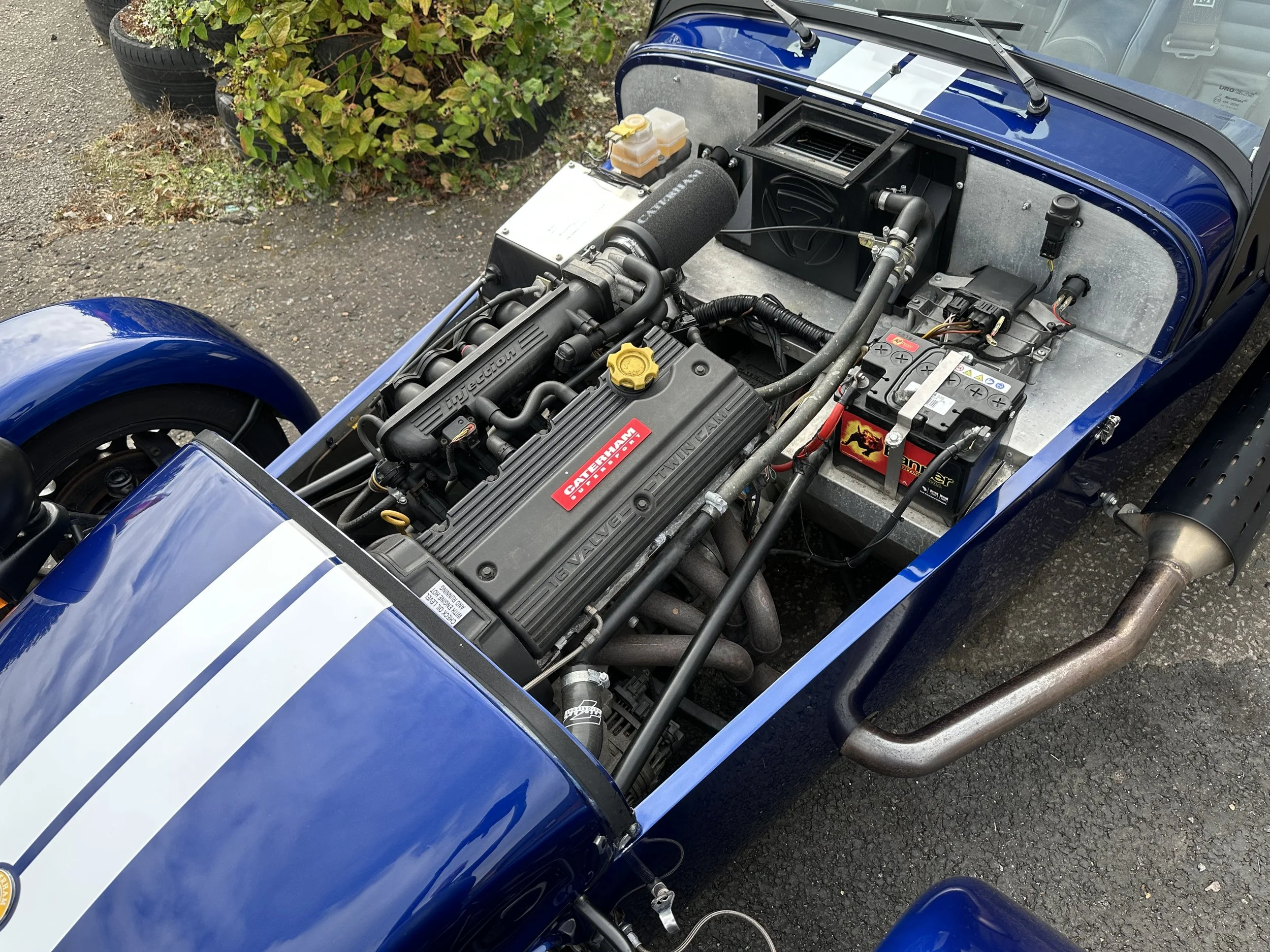 Caterham SV 140 - GK02OZR (10).jpg