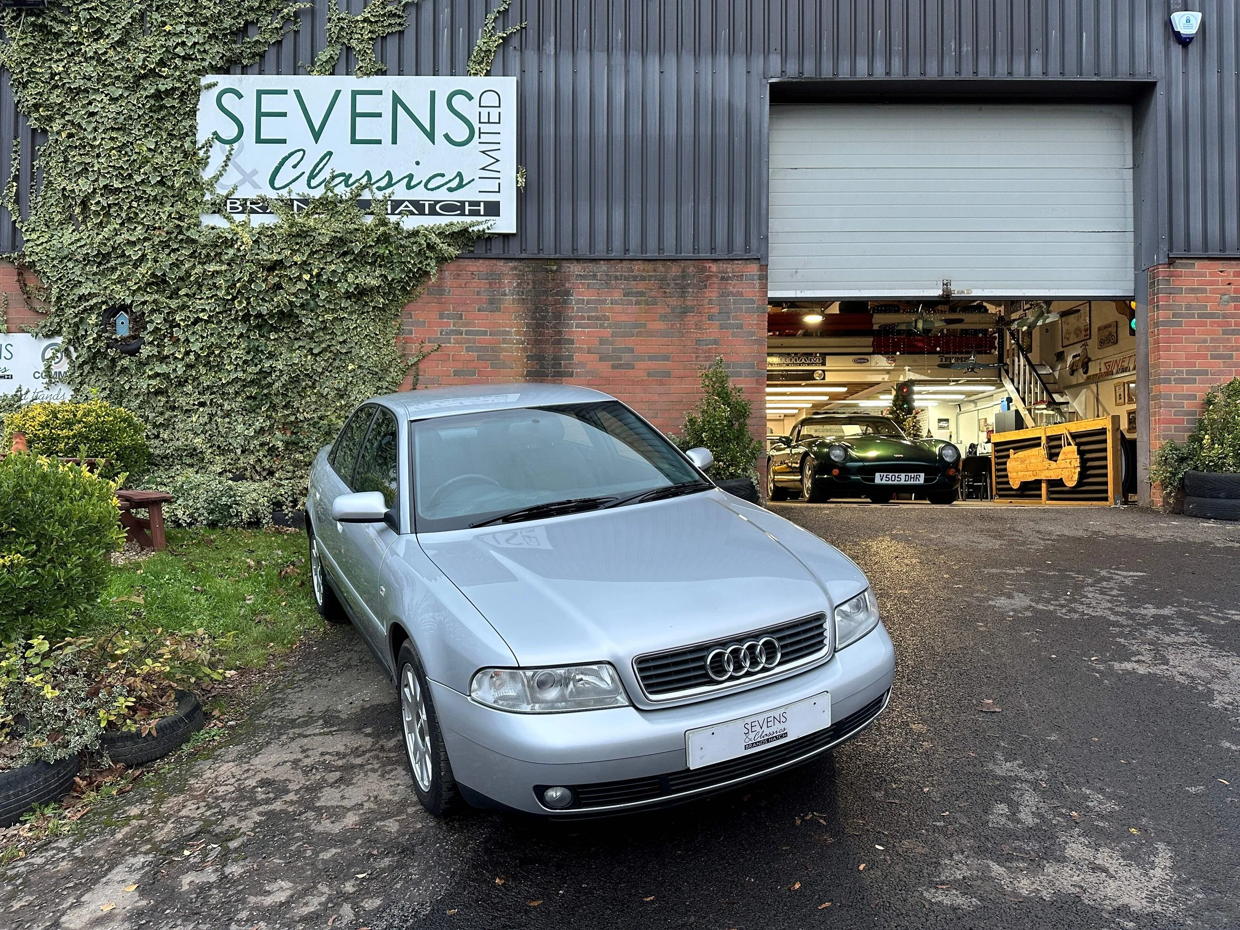 Audi A4 Saloon | £2,995