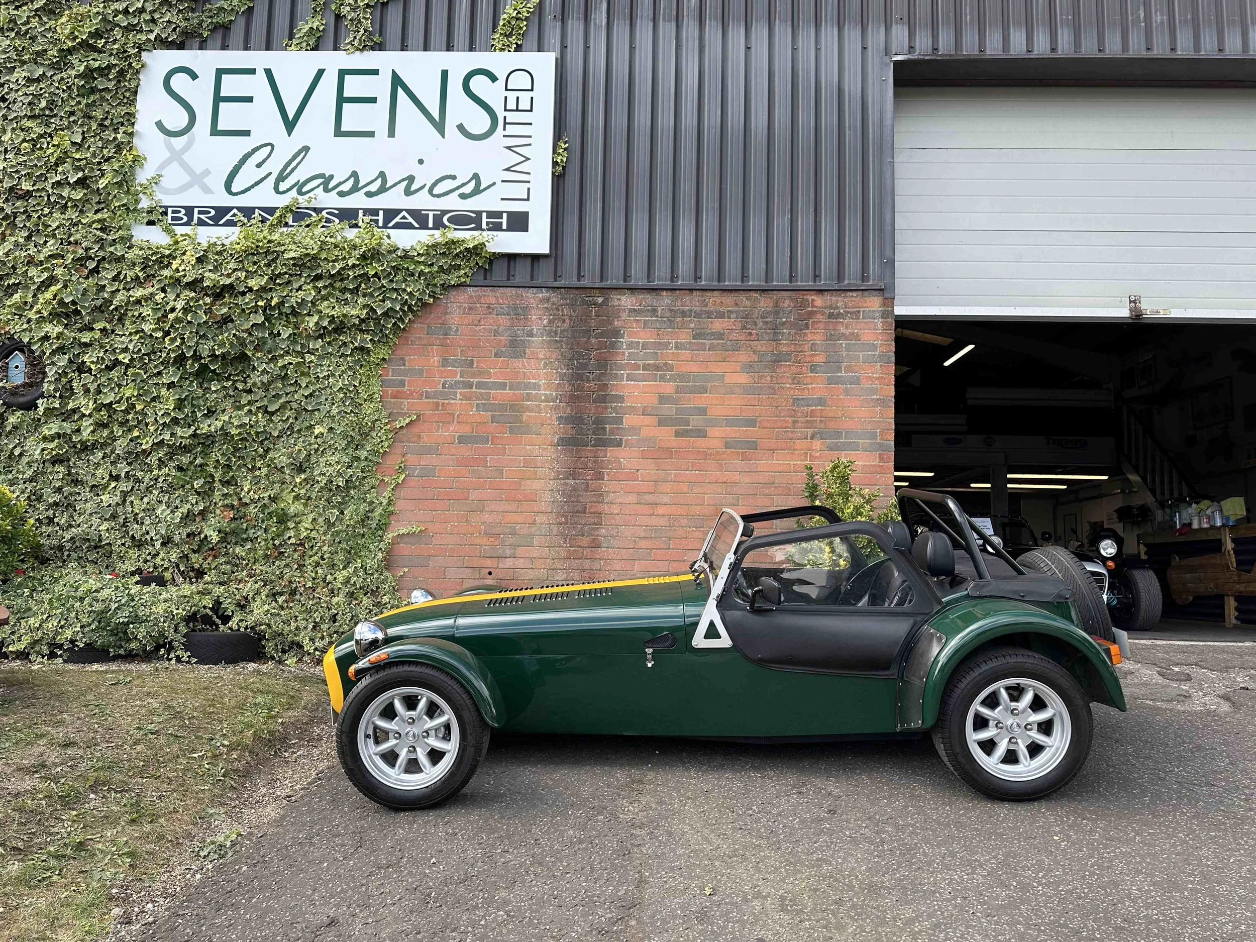 Caterham SV Roadfsport 140 - RX12LVV (11).jpeg