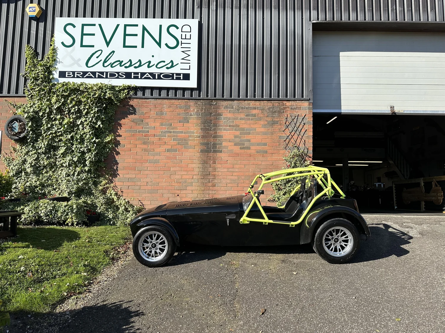 Caterham R300 Race Car | Sevens & Classics
