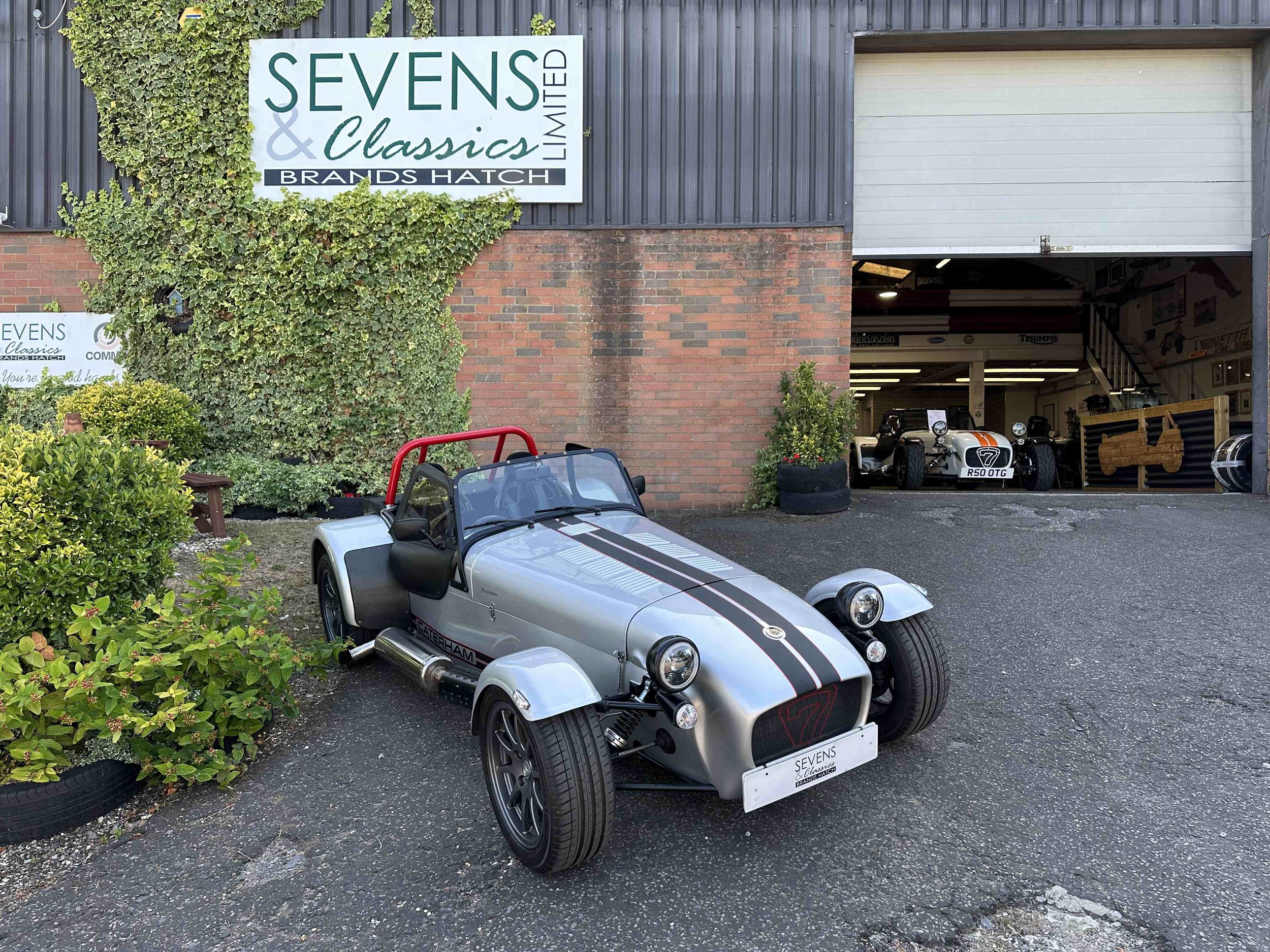 Caterham Roadsport - GN11ENY (1).jpeg