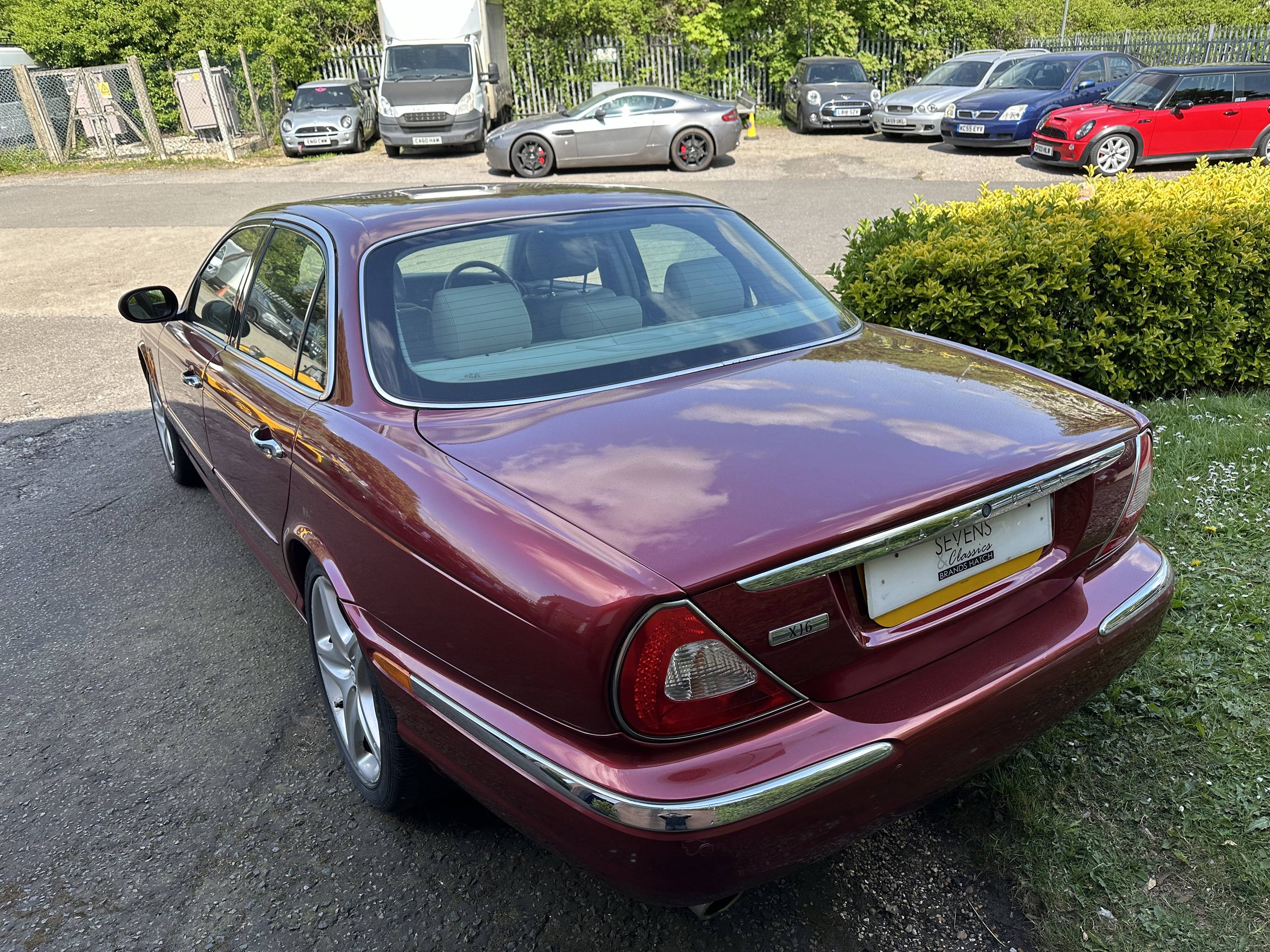 Jaguaer XJ6 - LX52WVM (4).jpeg