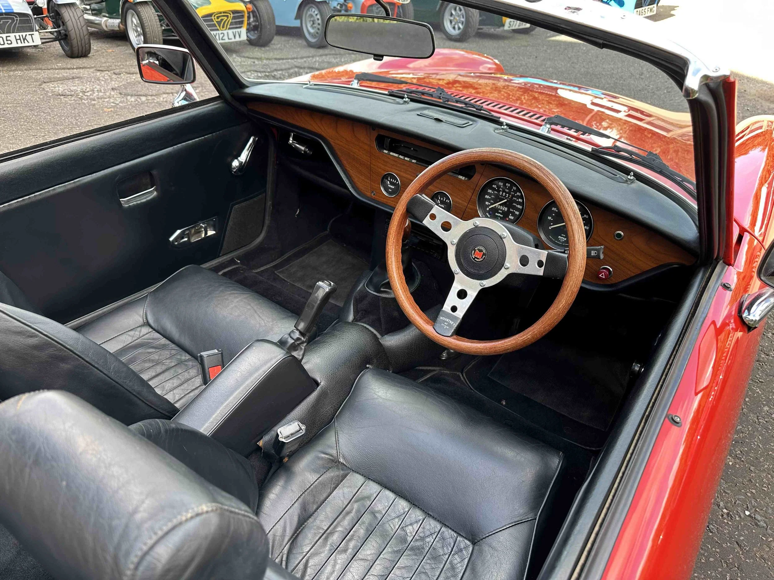 Triumph Spitfire 1500 - ULD5R (10).jpeg