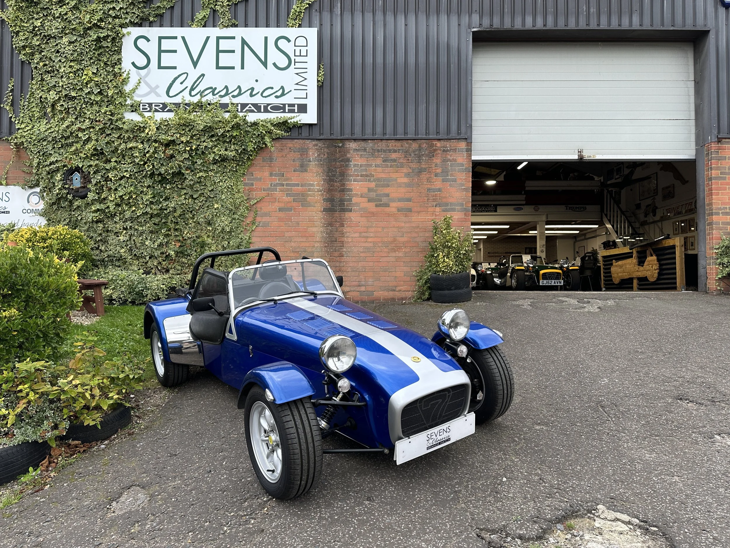 Caterham Roadsport 140 - W904UXR (1).jpg