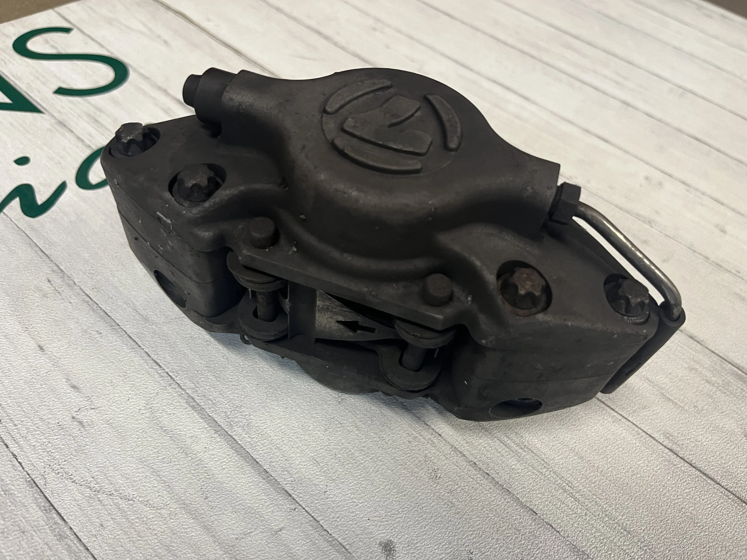 Caterham Radial Caliper - Std 2 pot (5).jpg