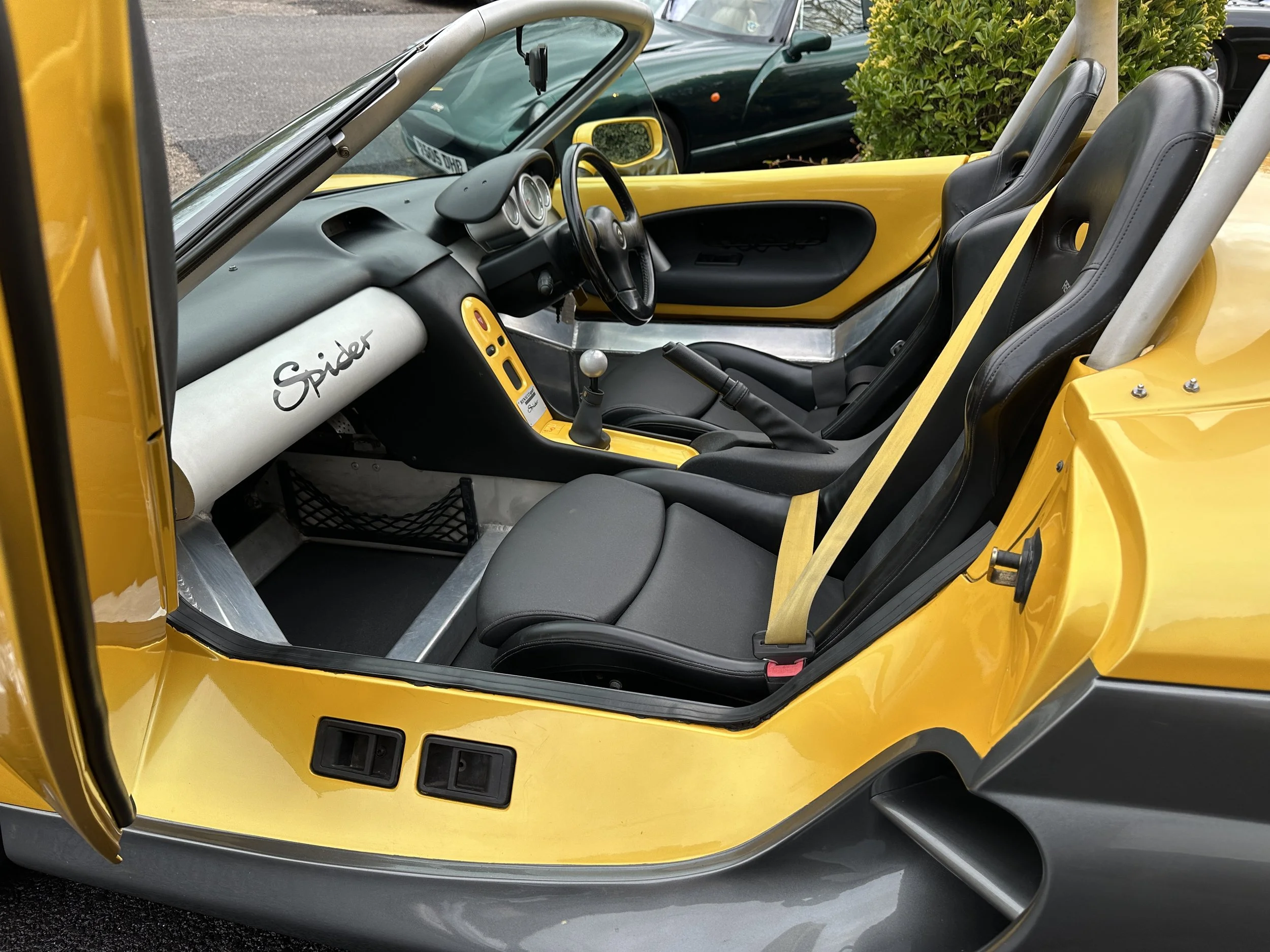 Renault Spider - P199NSF (11).jpg