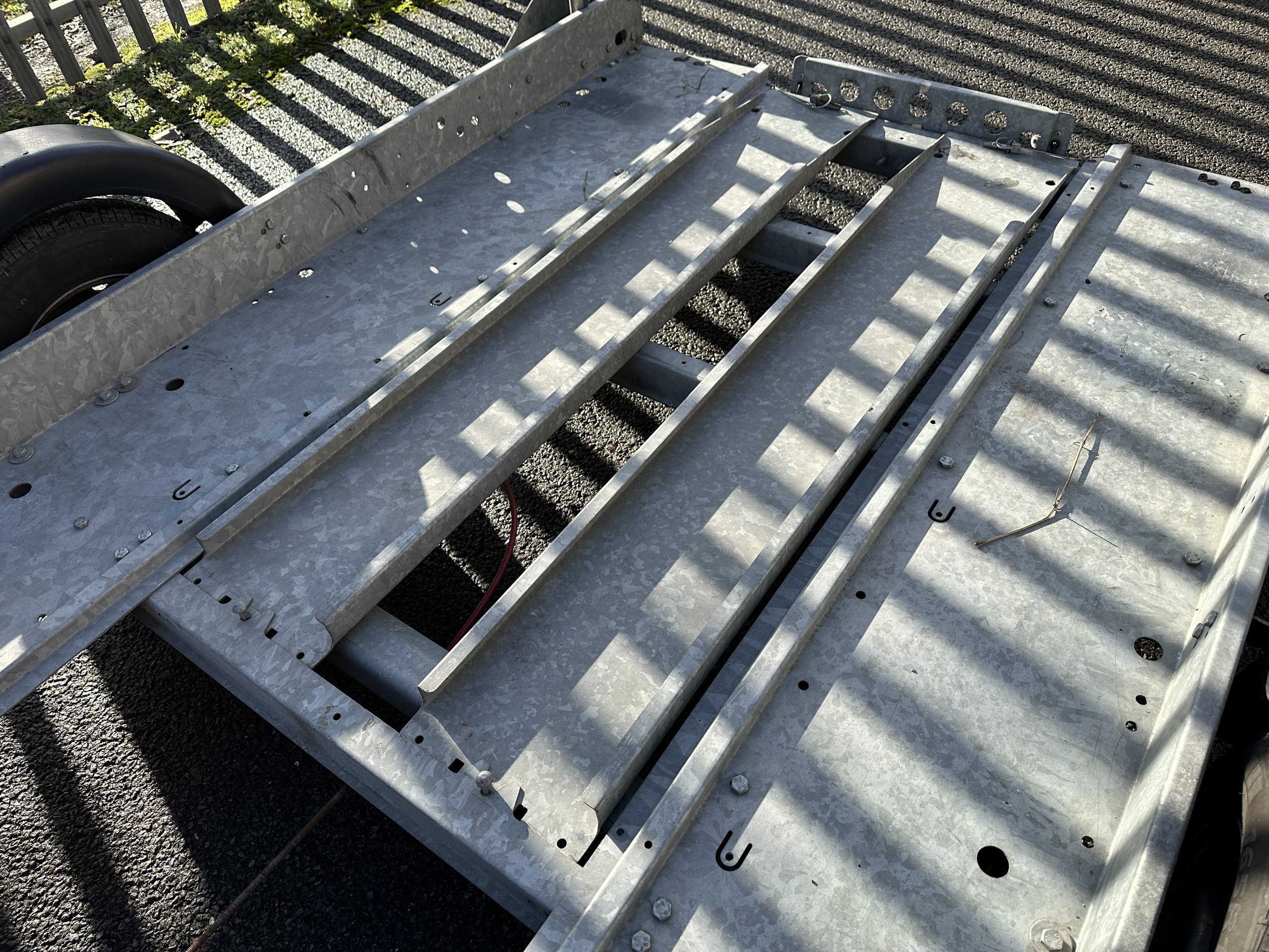 Brian James Trailer - Clubman 100-0100 (8).jpg