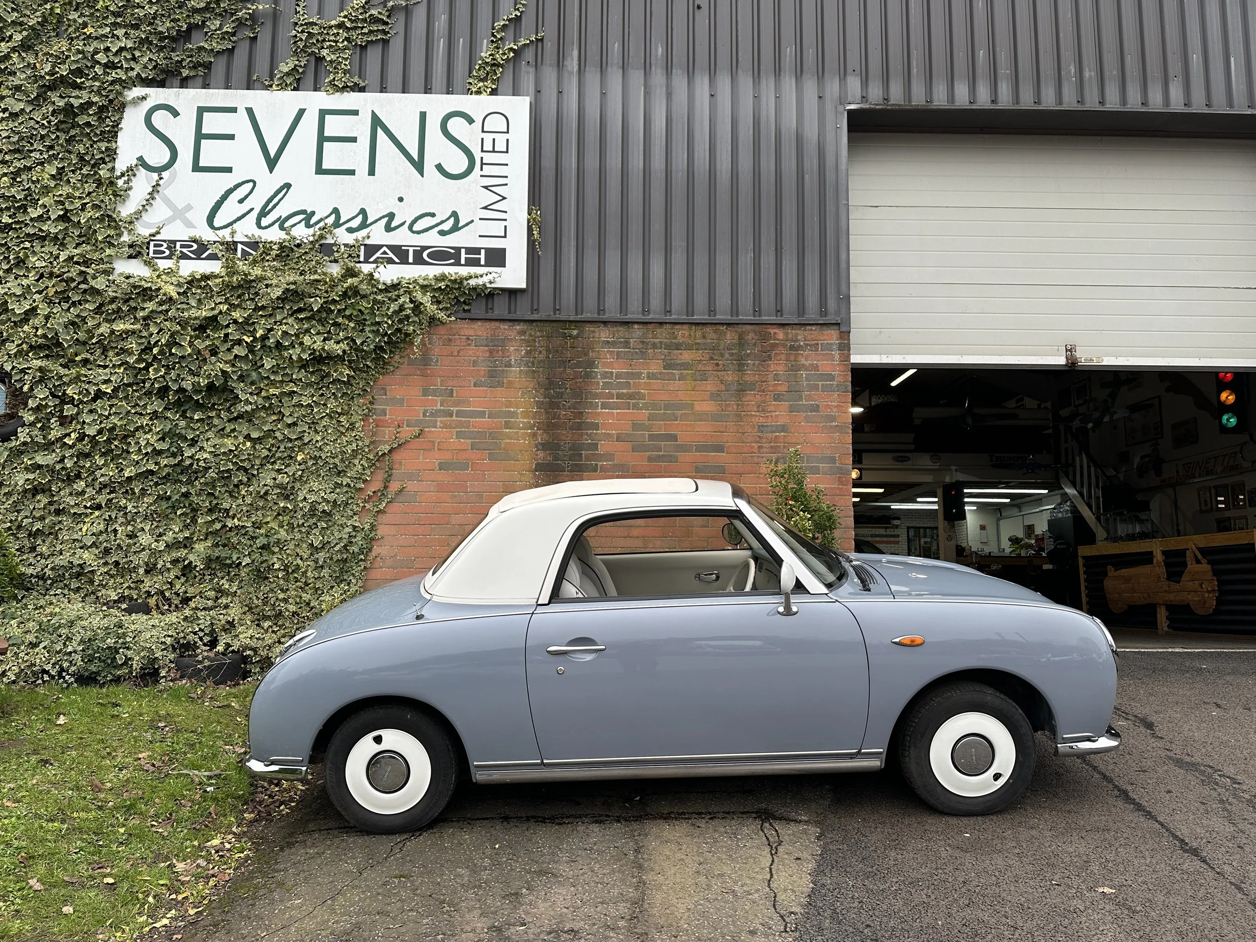 Nissan Figaro - J453MDL (13).jpg