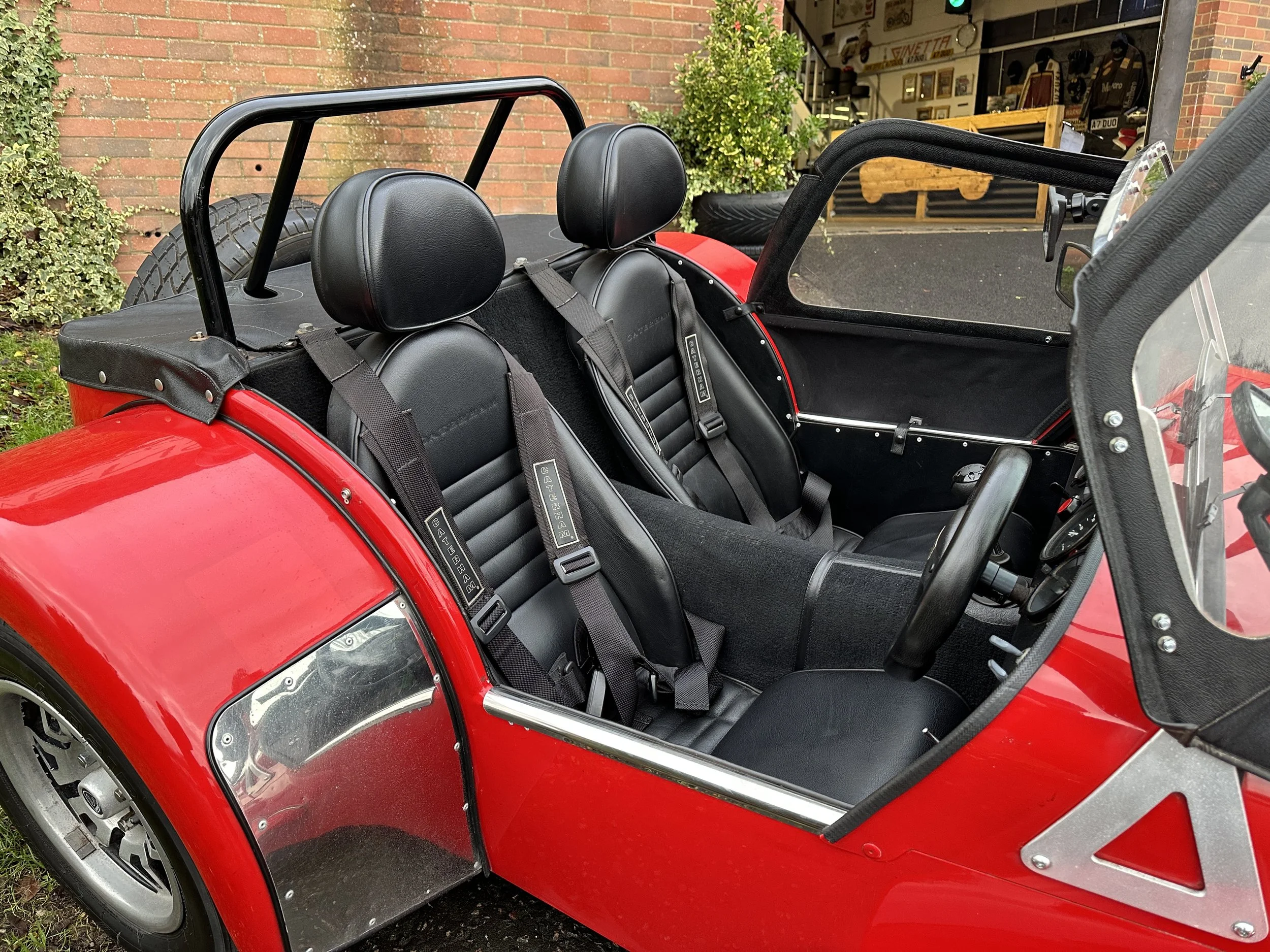 Caterham 1700 X Flow - Q45UFC (7).jpg