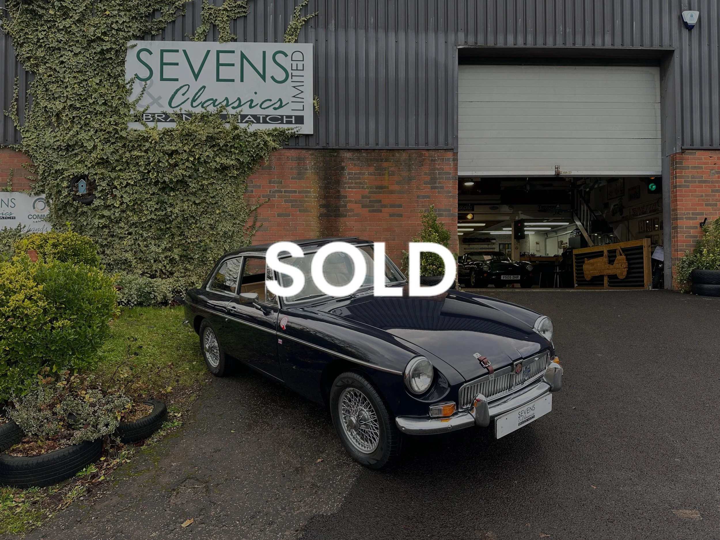 MGB GT | £11,995