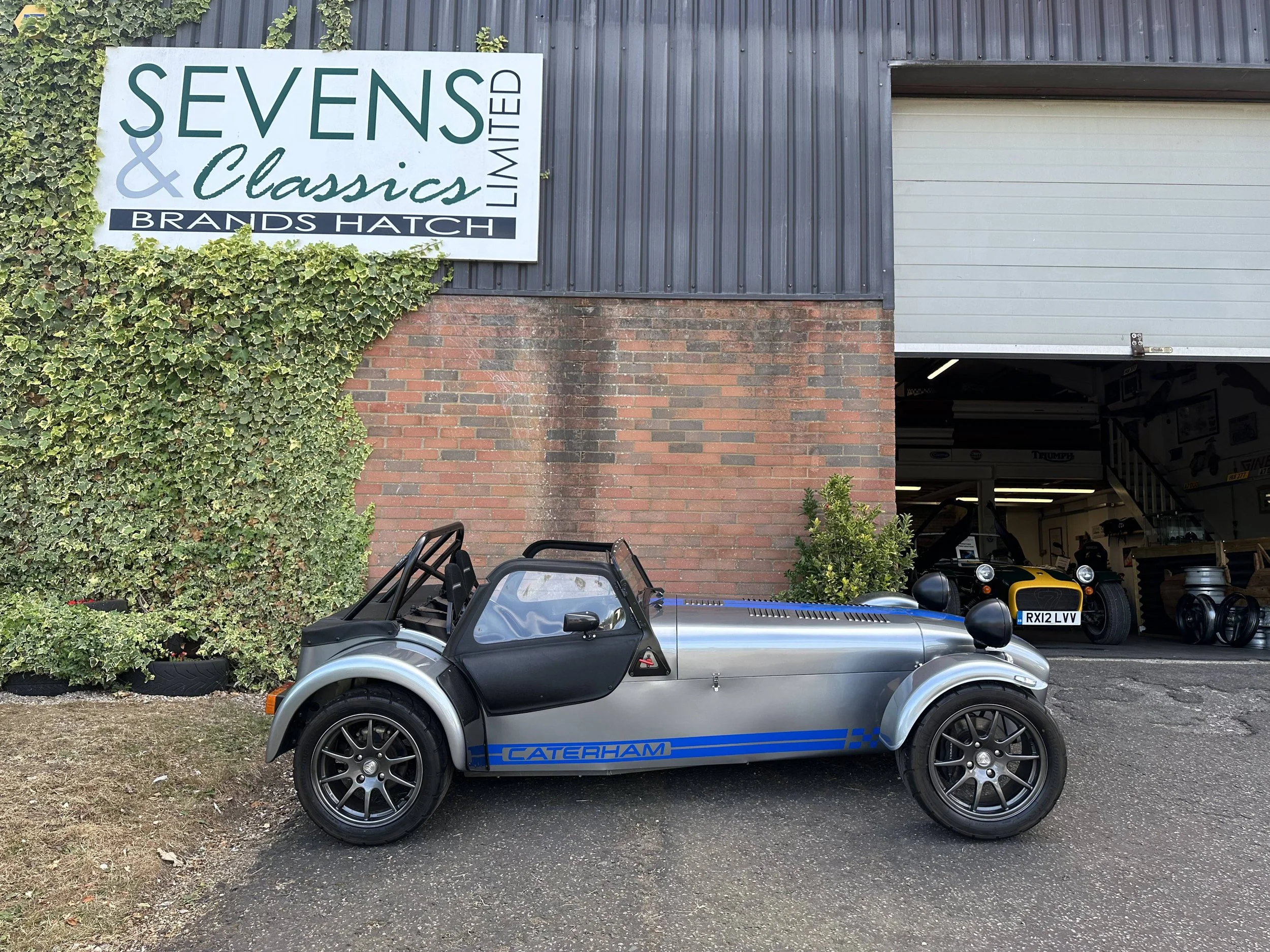 Caterham Roadsport160 - AY05HKT (12).jpeg
