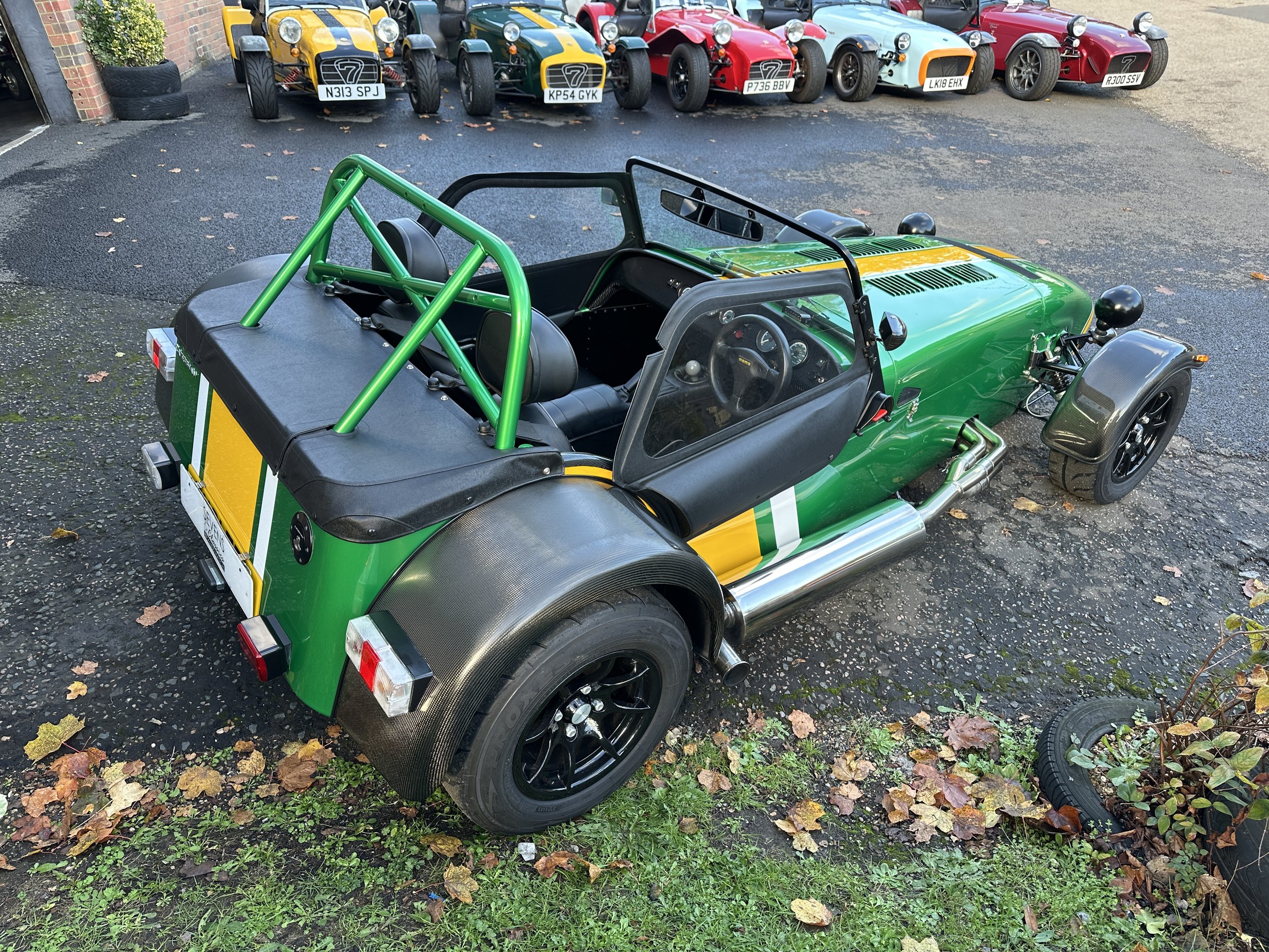 Caterham 620S SV - RX21FBL (6).jpg