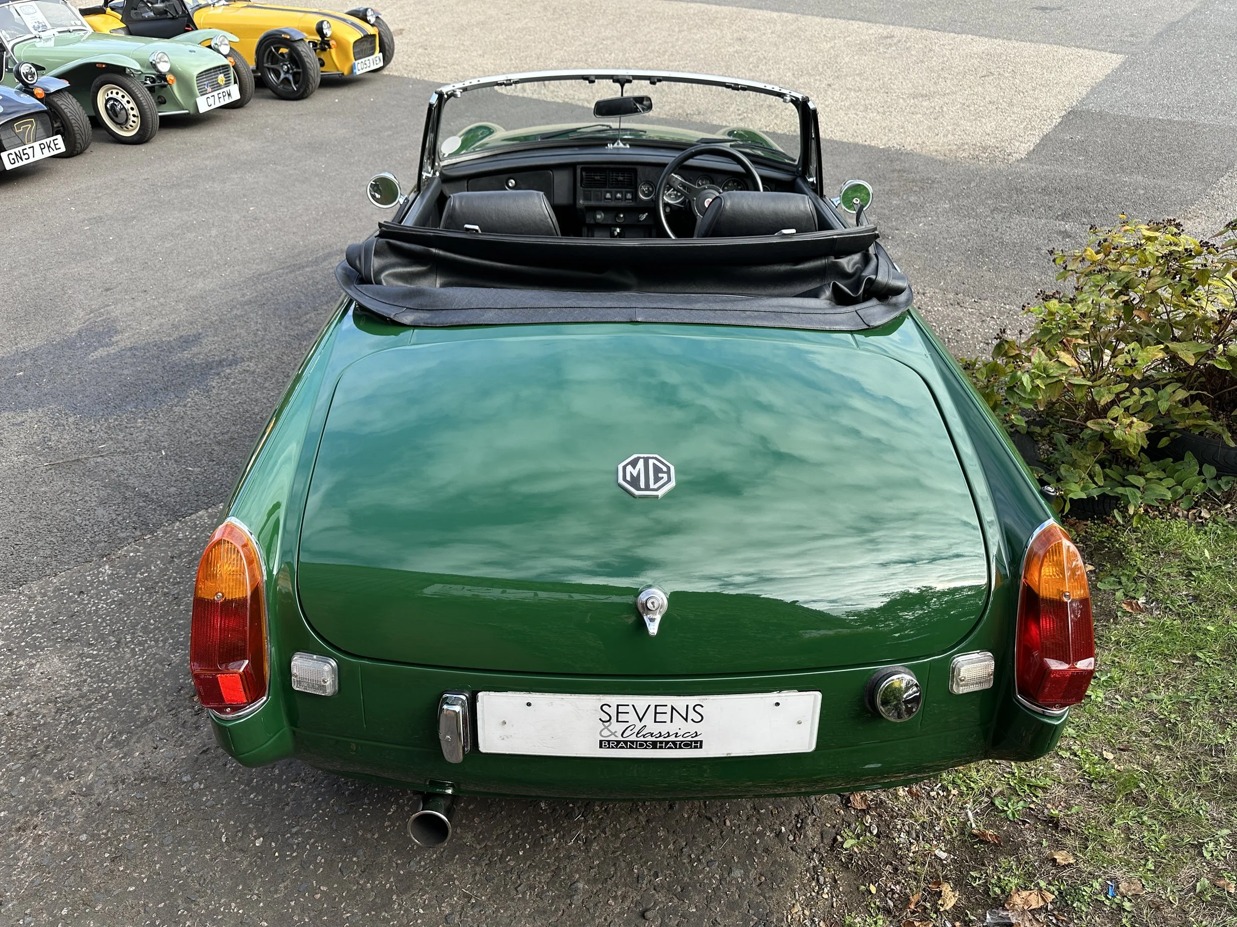 MGB Roadster - TVP495S (16).jpg