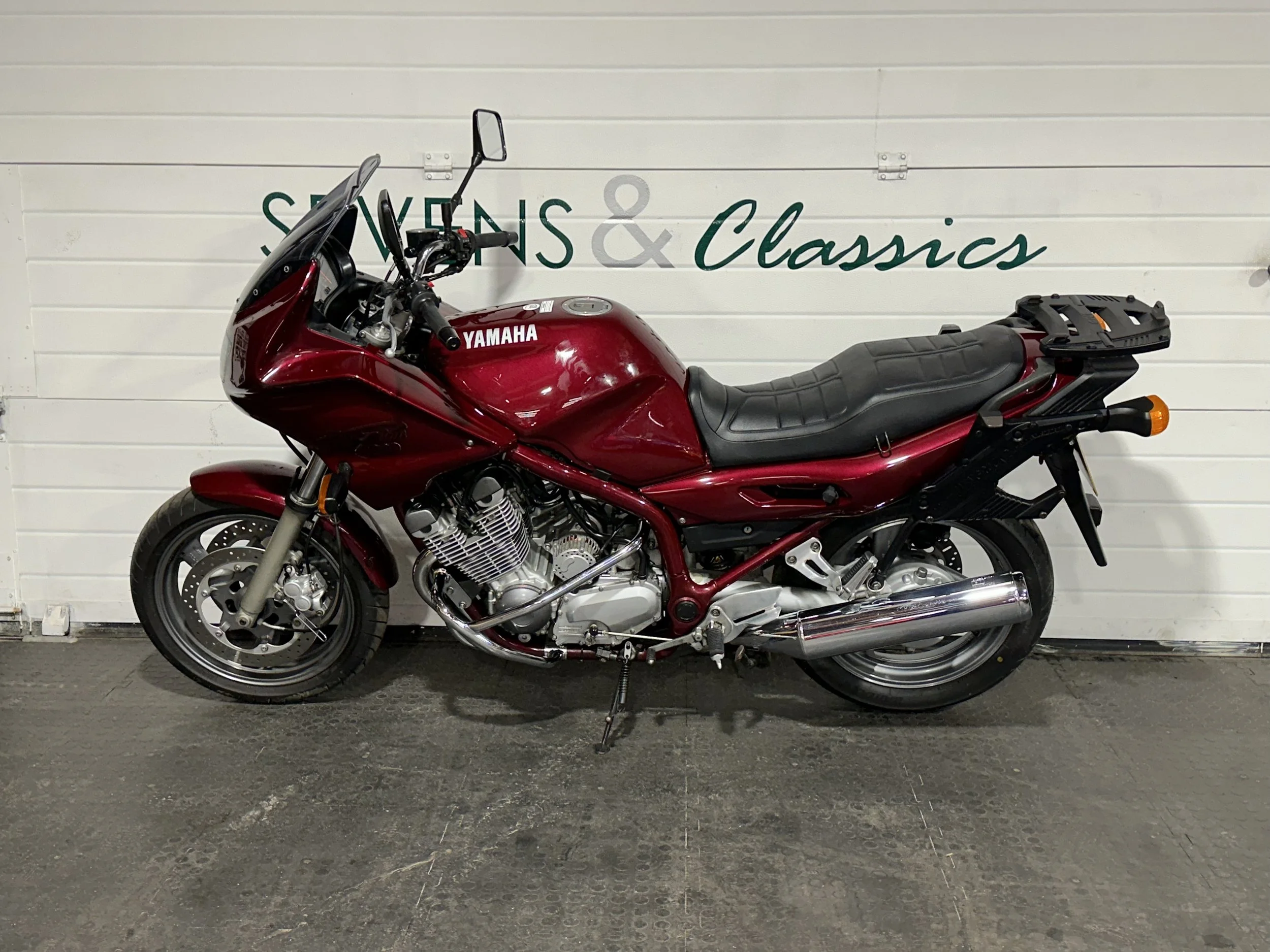 Yamaha Diversion 900 | Sevens & Classics