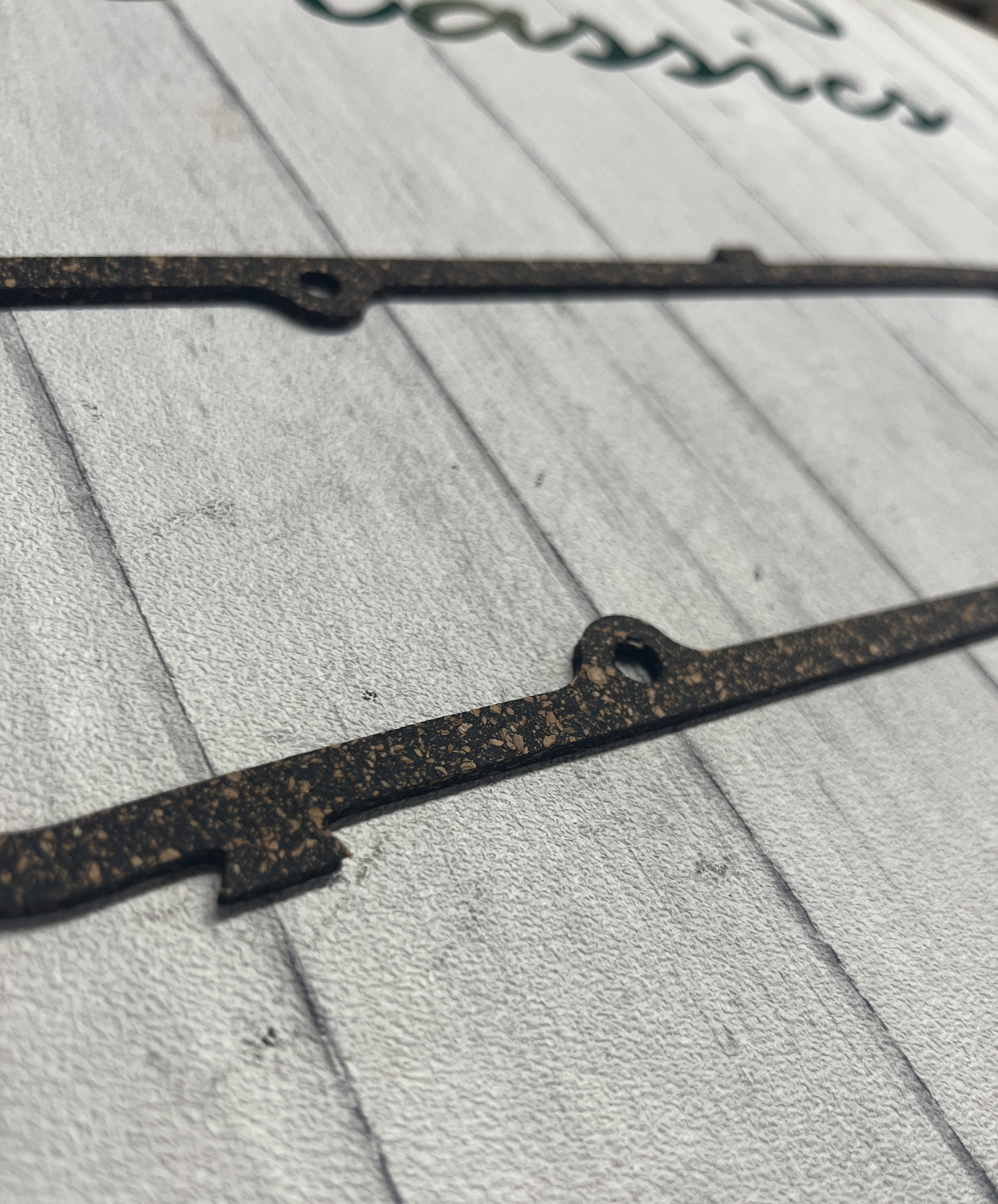 Ford Crossflow Rocker Cover Gasket 2.jpg