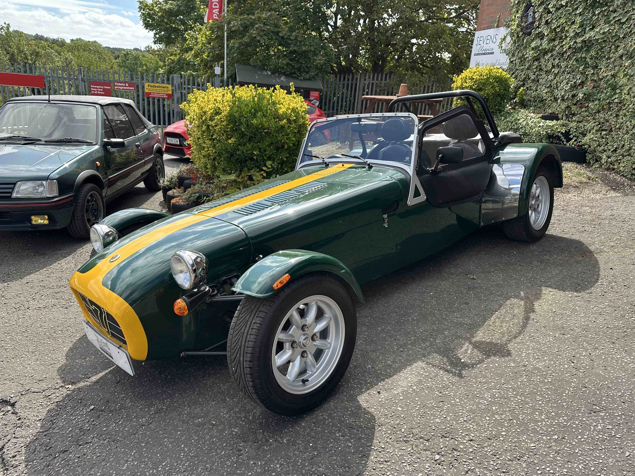 Caterham SV Roadfsport 140 - RX12LVV (3).jpeg