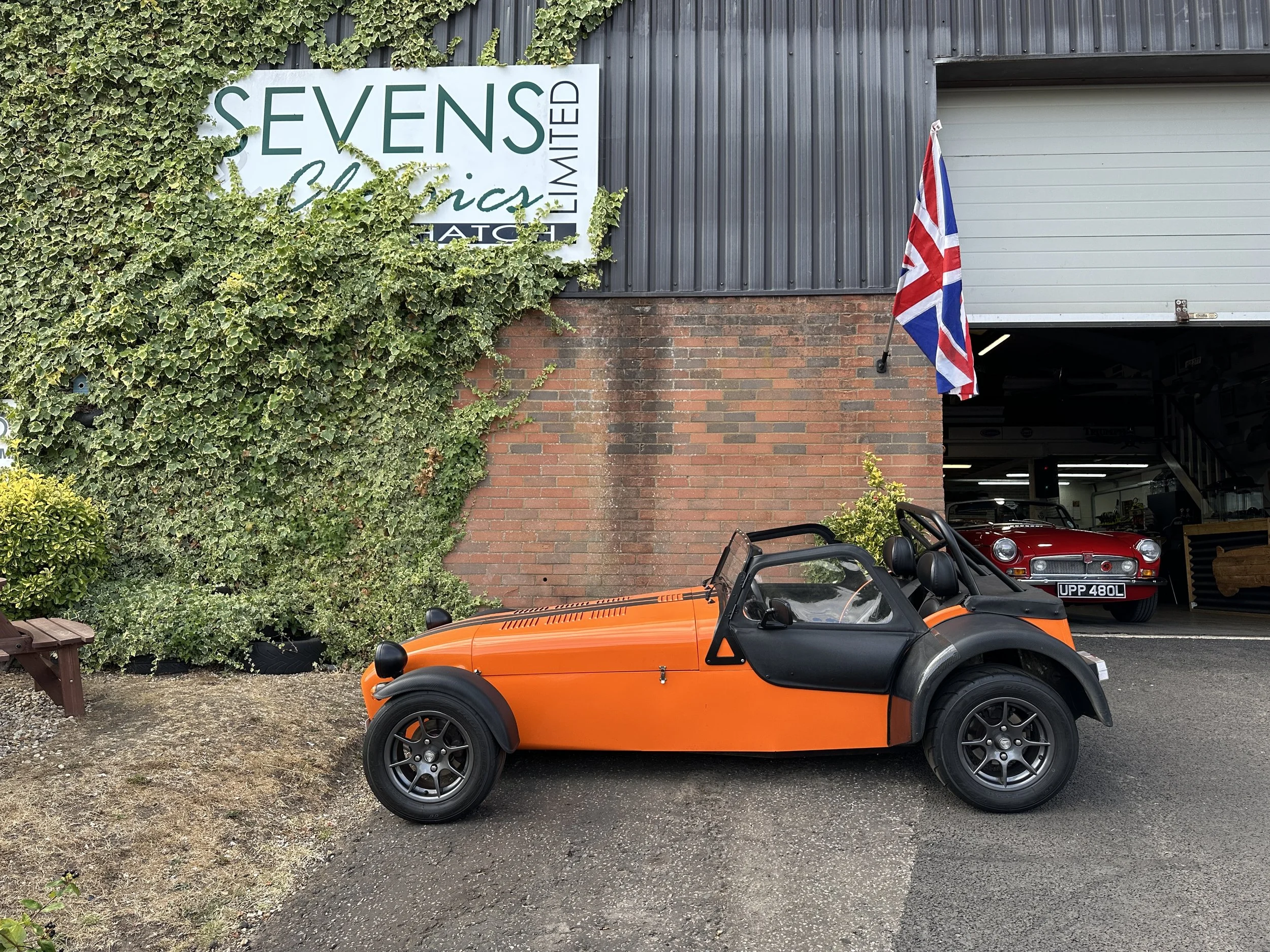 Caterham Roadsport 155 - GN61LLK (11).jpg