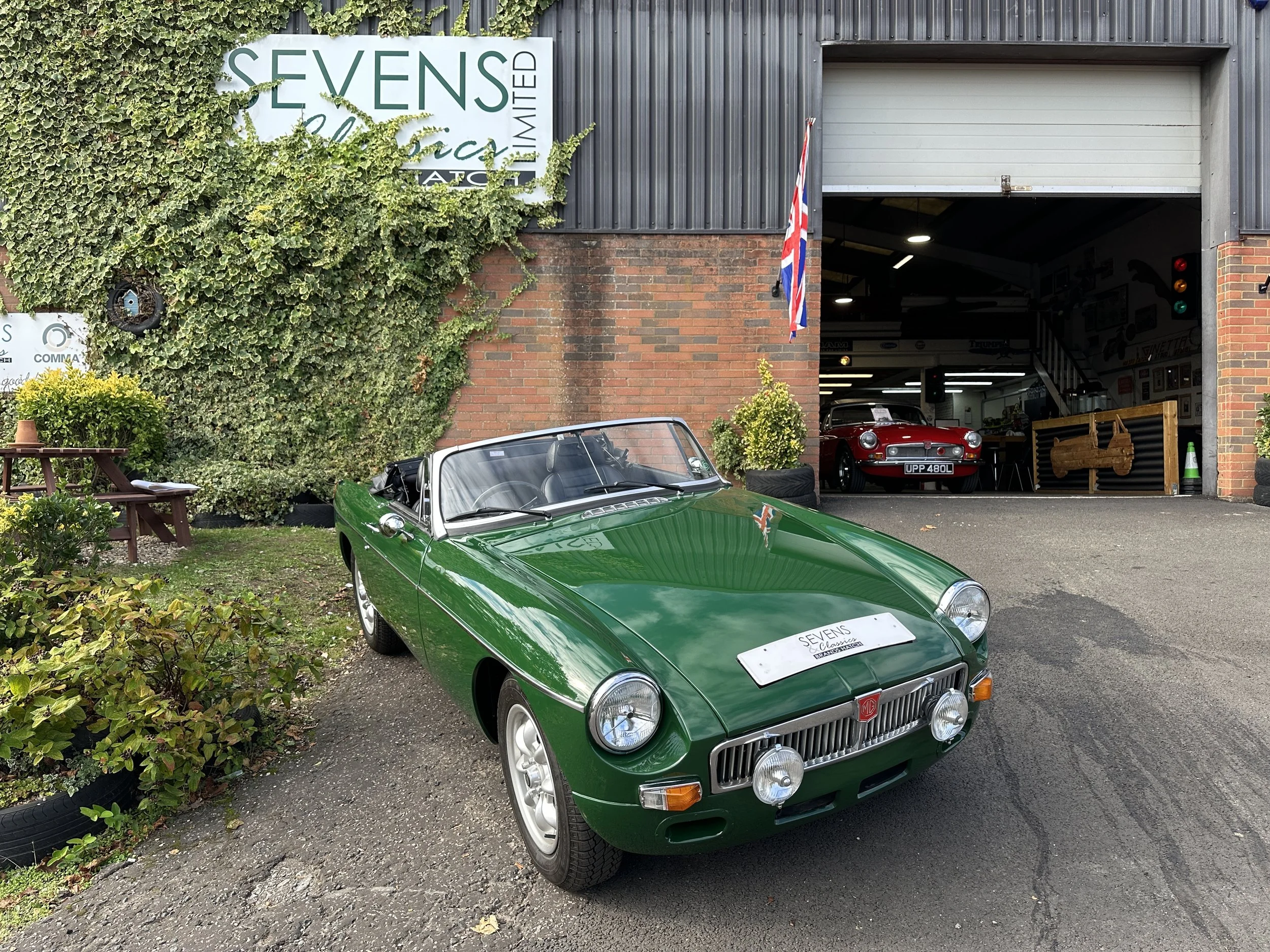MGB Roadster - TVP495S (13).jpg