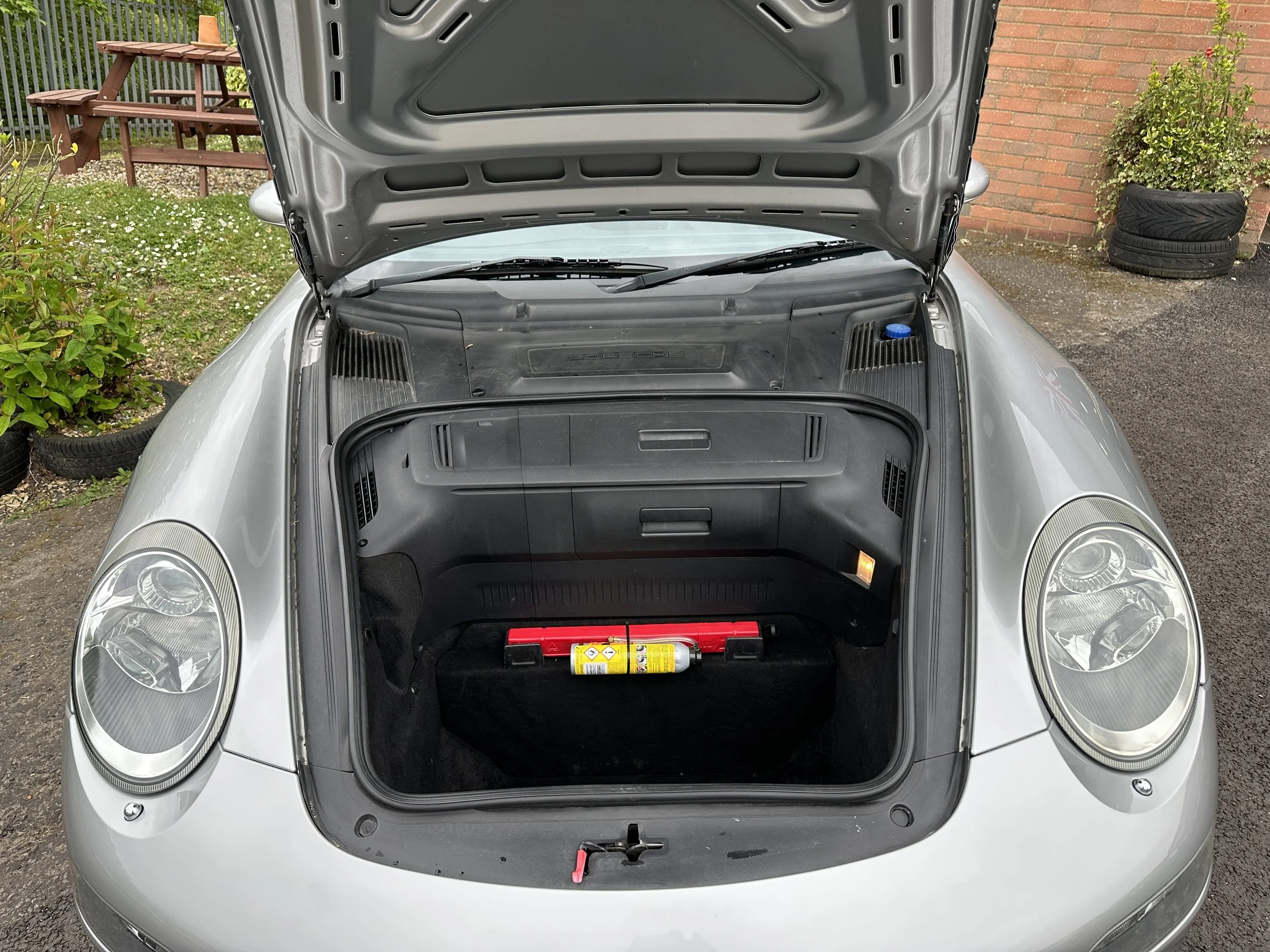 Porshe 911 (1006) - MX56ECT.jpg