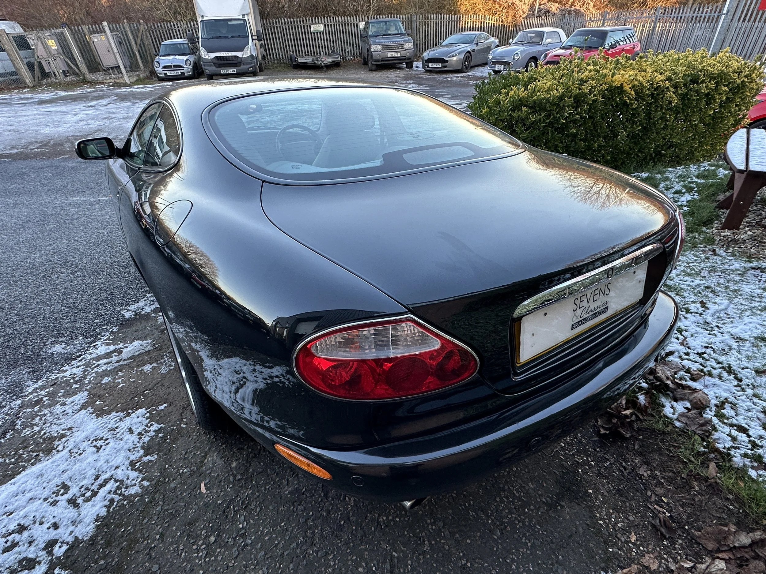 Jaguar XK8 - OU02MFZ (6).jpg