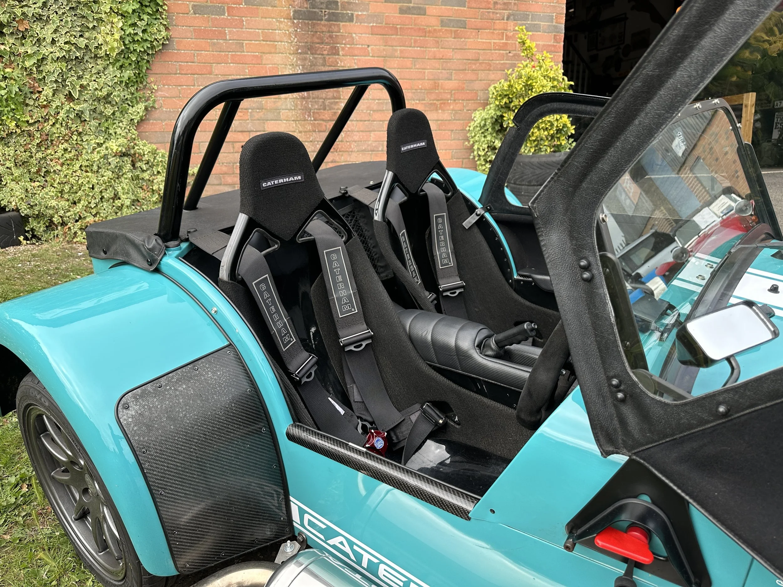 Caterham R400 - R400GPS (10).jpg