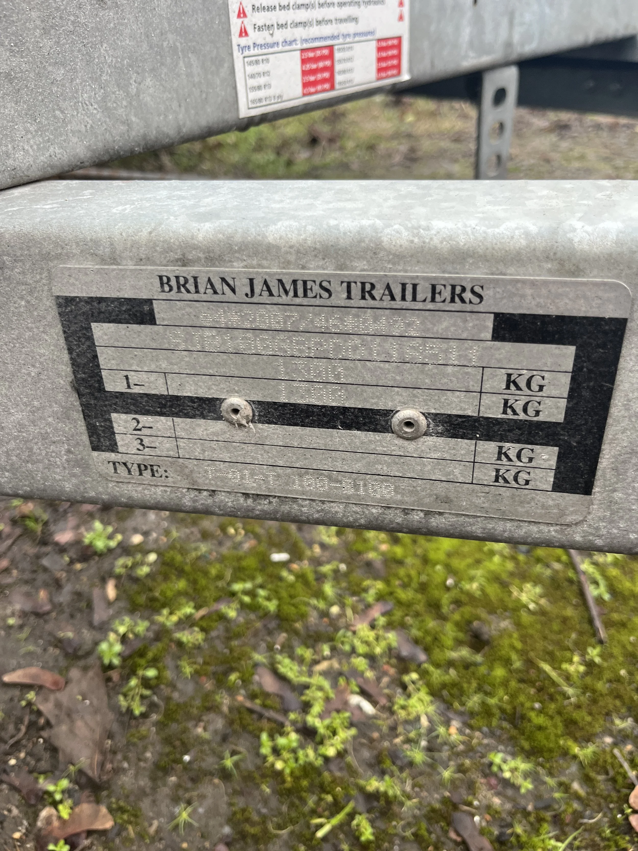 Brian James Trailer - Clubman 100-0100 (12).jpg