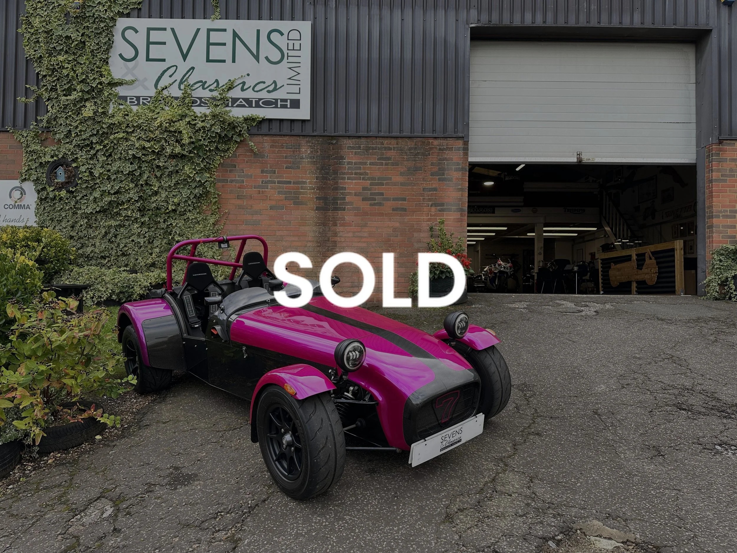 Caterham Roadsport Carbon Edition | £22,995