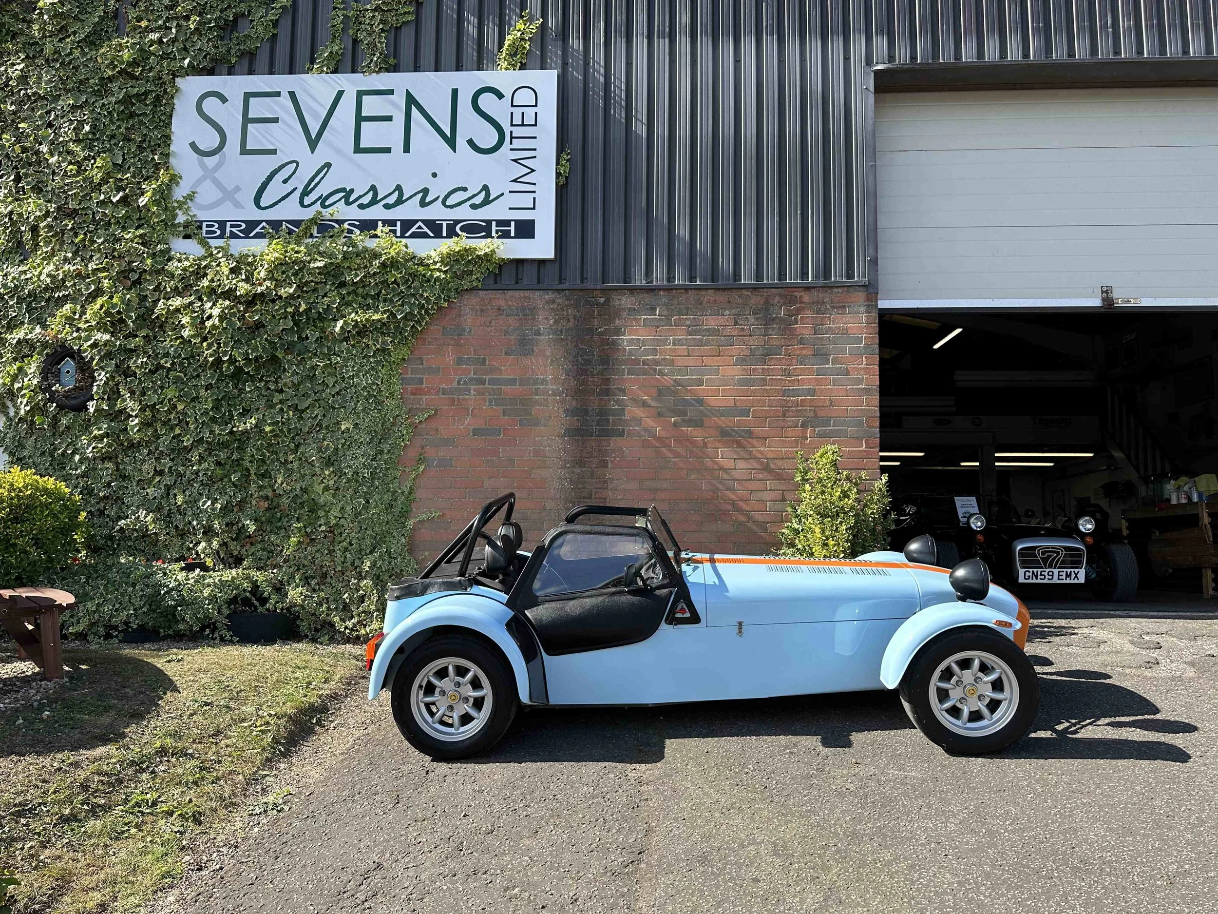 Caterham Superspoprt 135 - P131CCT (12).jpeg