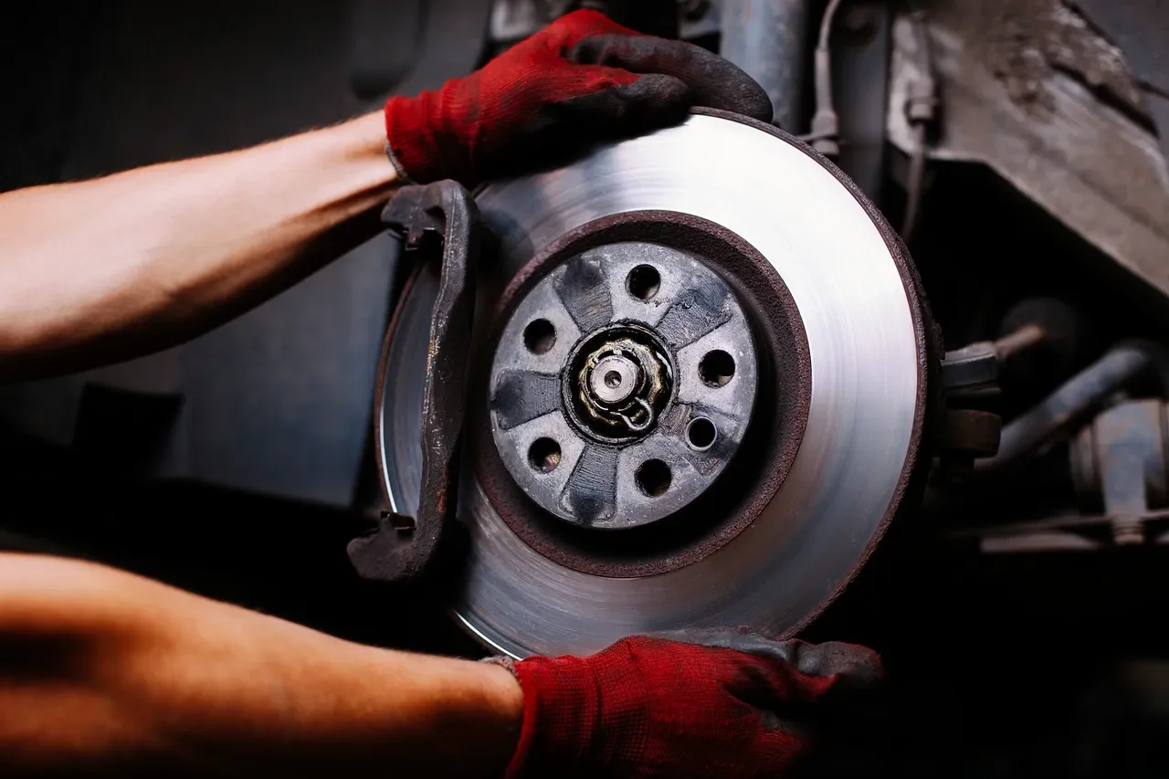 5 Signs Your Brakes Are About to Fail