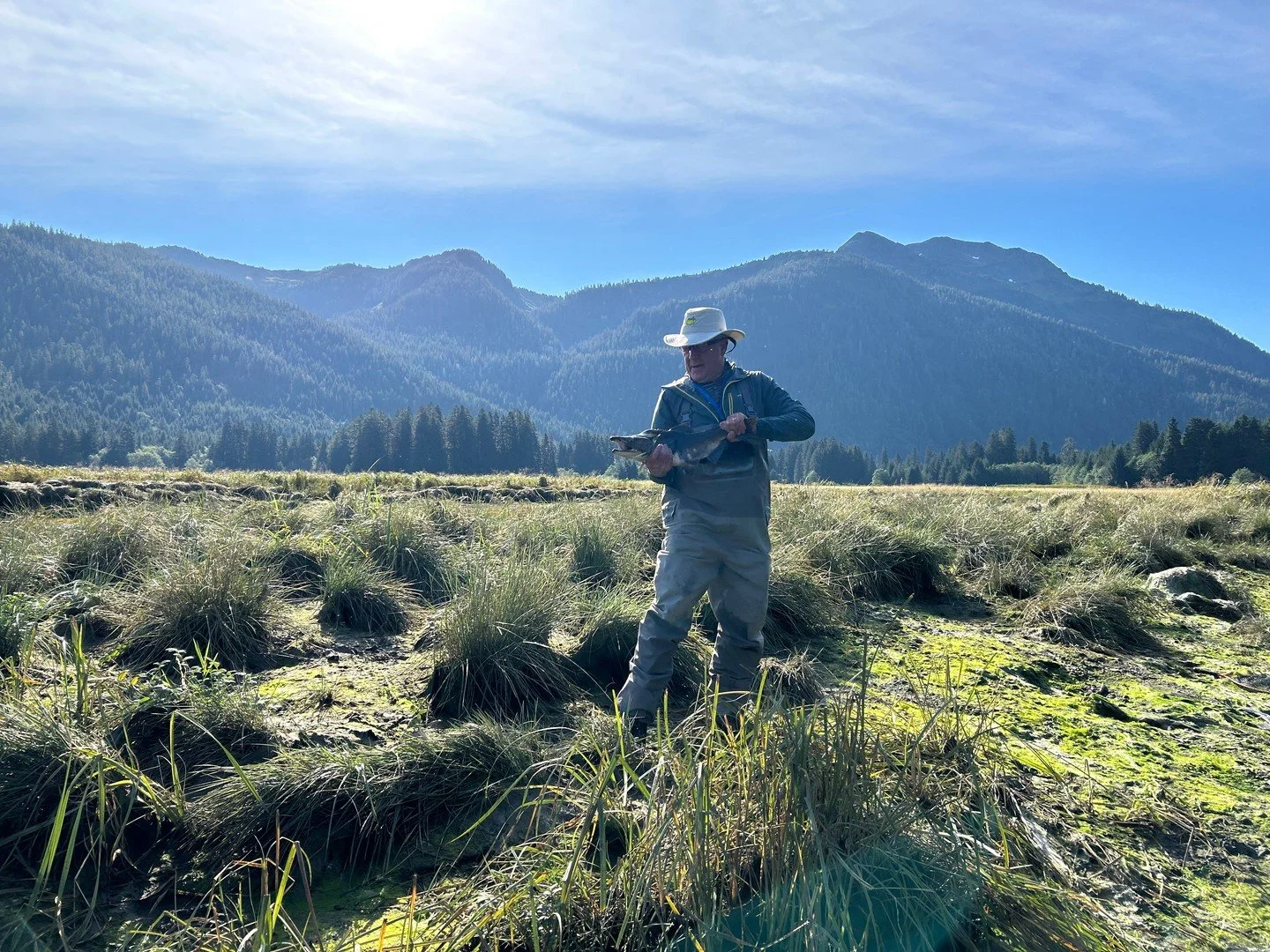 A good day: steady hands, clear current, and a salmon worth remembering. Our guides focus on skill, care, and doing things the right way—reading water, respecting the fish, and celebrating the release or the meal with equal gratitude. If you&rs