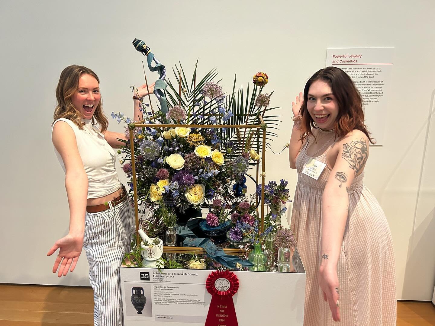 🌼 𝓽𝓱𝓪𝓽&rsquo;𝓼 𝓪 𝔀𝓻𝓪𝓹! 🌼

As Art in Bloom 2024 comes to a close I&rsquo;m feeling incredibly bittersweet 💞 Flowers are such a wonderful art form, but part of working with a medium that&rsquo;s alive means that their beauty remains tempor