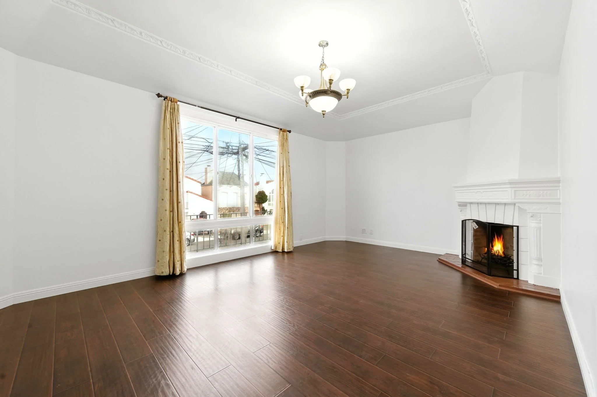 5-web-or-mls-2145-32nd-ave.jpg