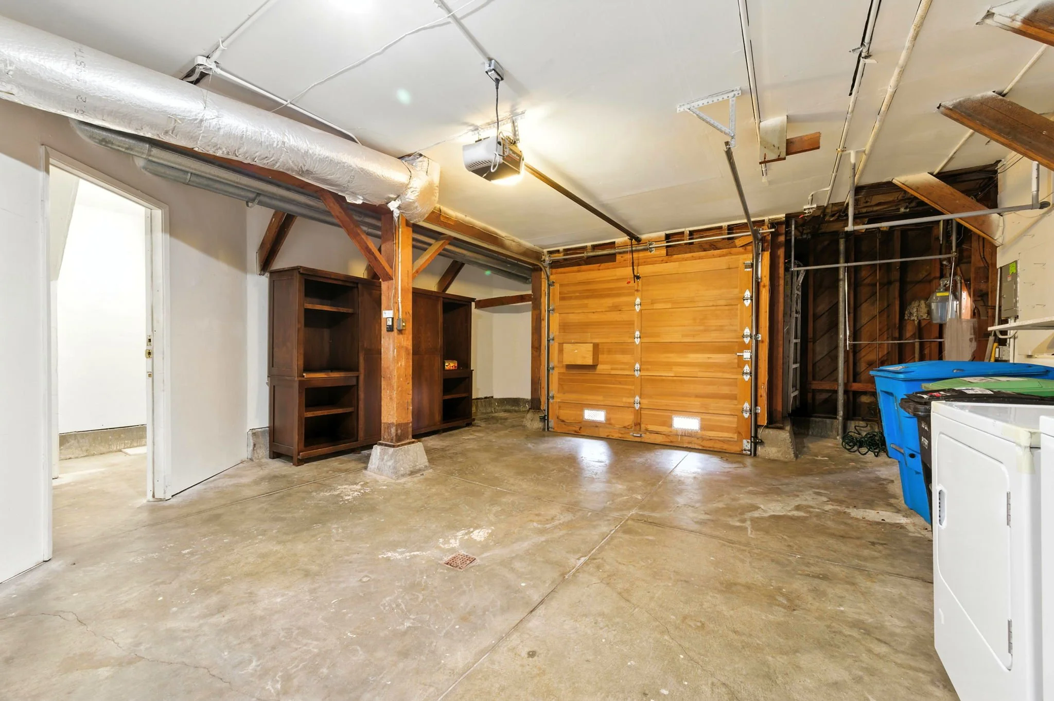 38-web-or-mls-2145-32nd-ave.jpg