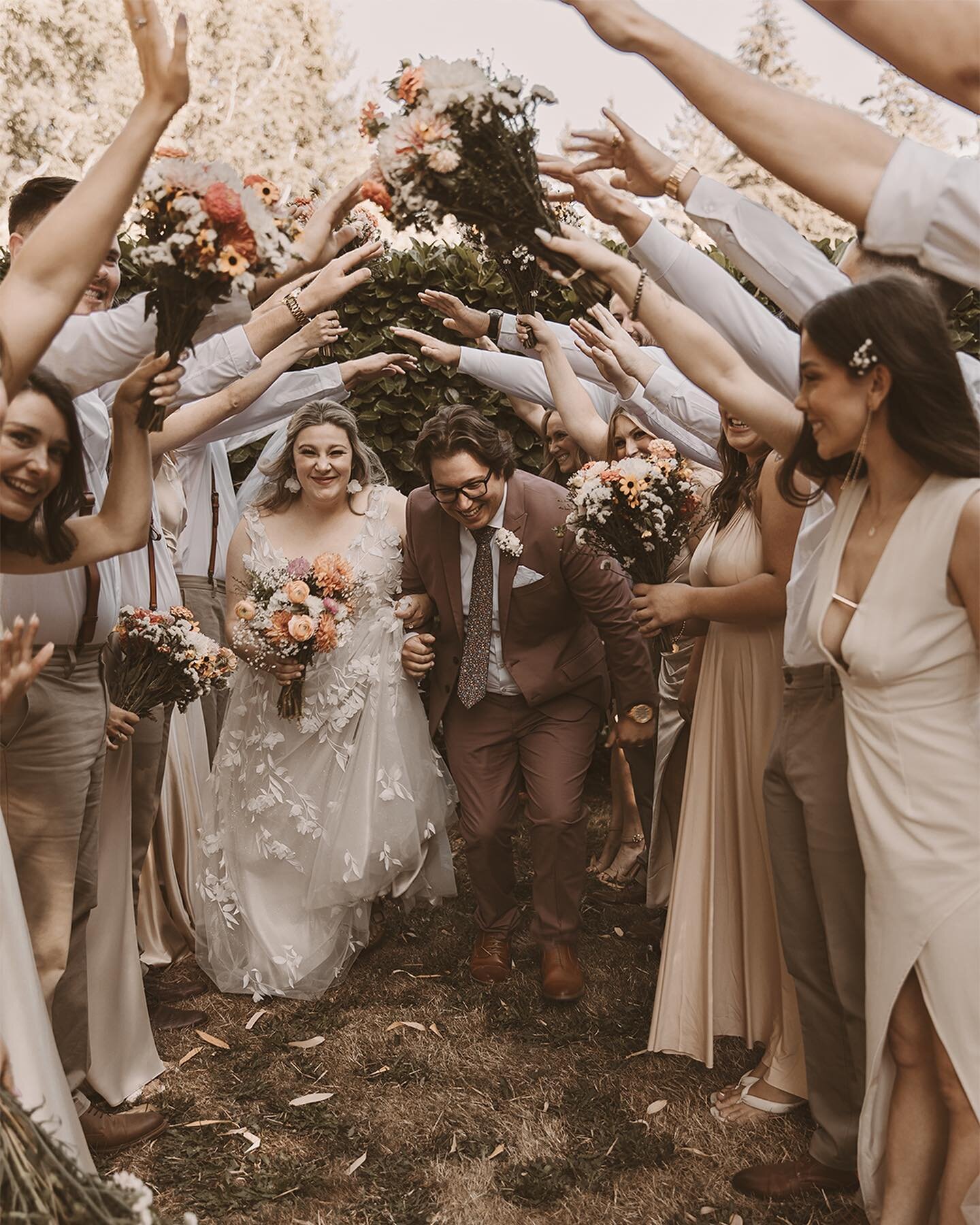 Cheers to Mr &amp; Mrs LaValle 🥂

The love you share was so easily seen on your incredible day. Your wedding was filled to the brim with a truly indescribable feeling of endless happiness. 

You throw one hell of a party, thank you for letting me be