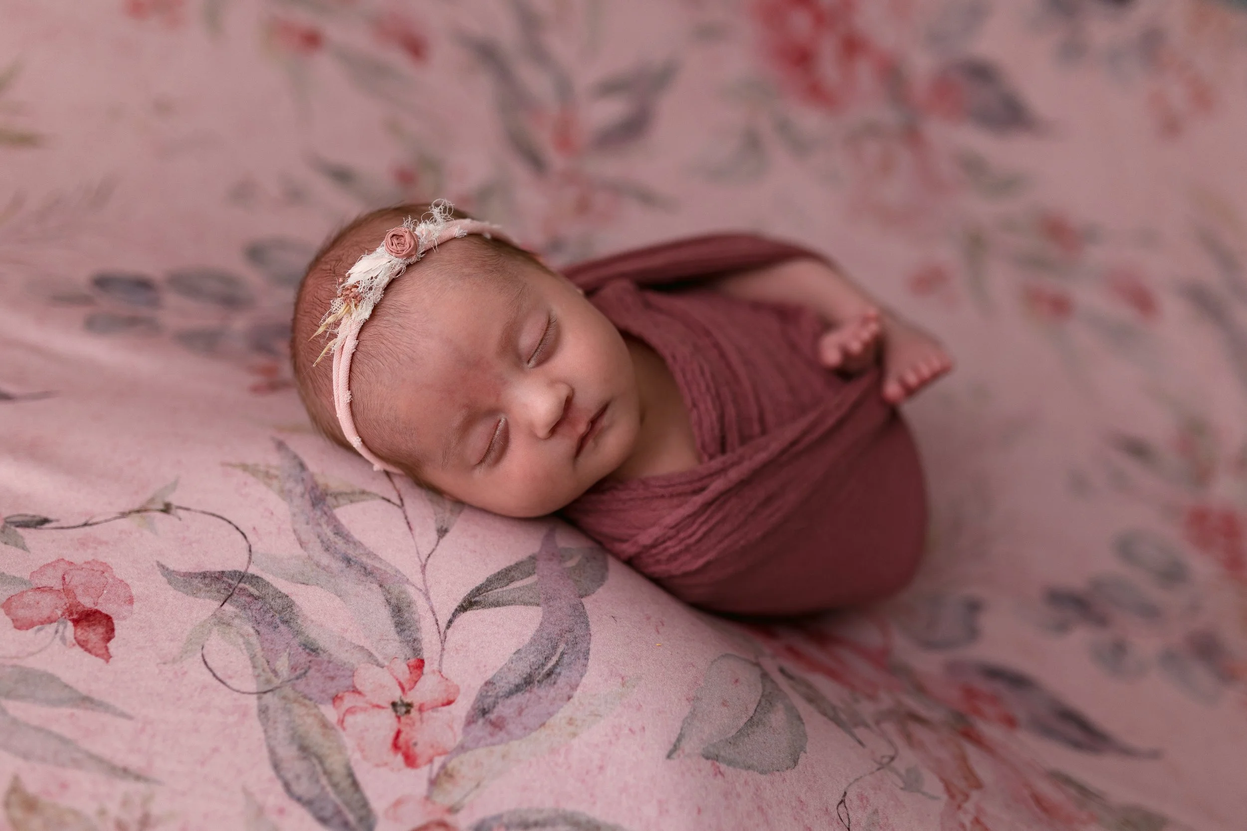AutumnNewborn-37-1 copy.jpg
