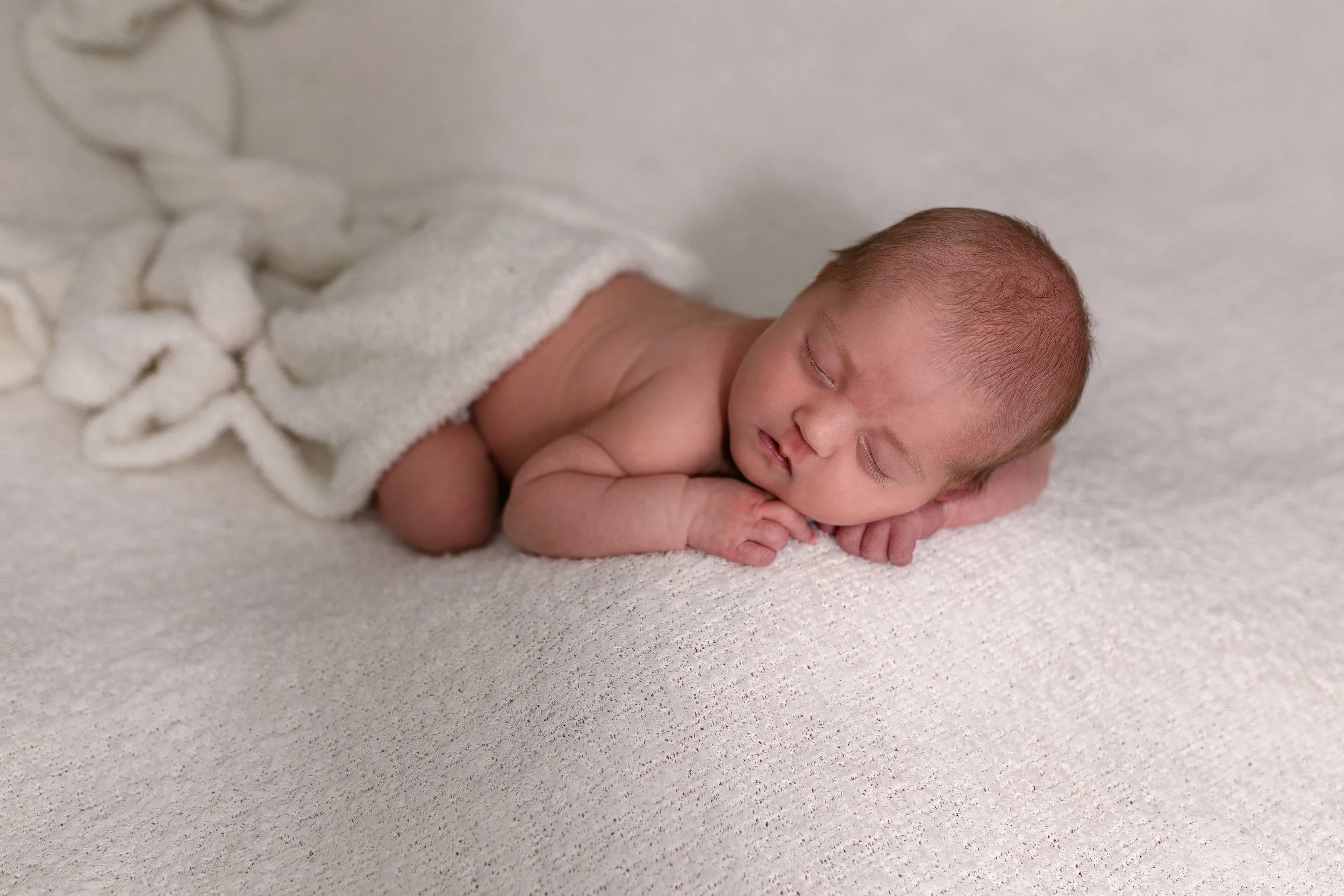 AutumnNewborn-26-1 copy.jpg