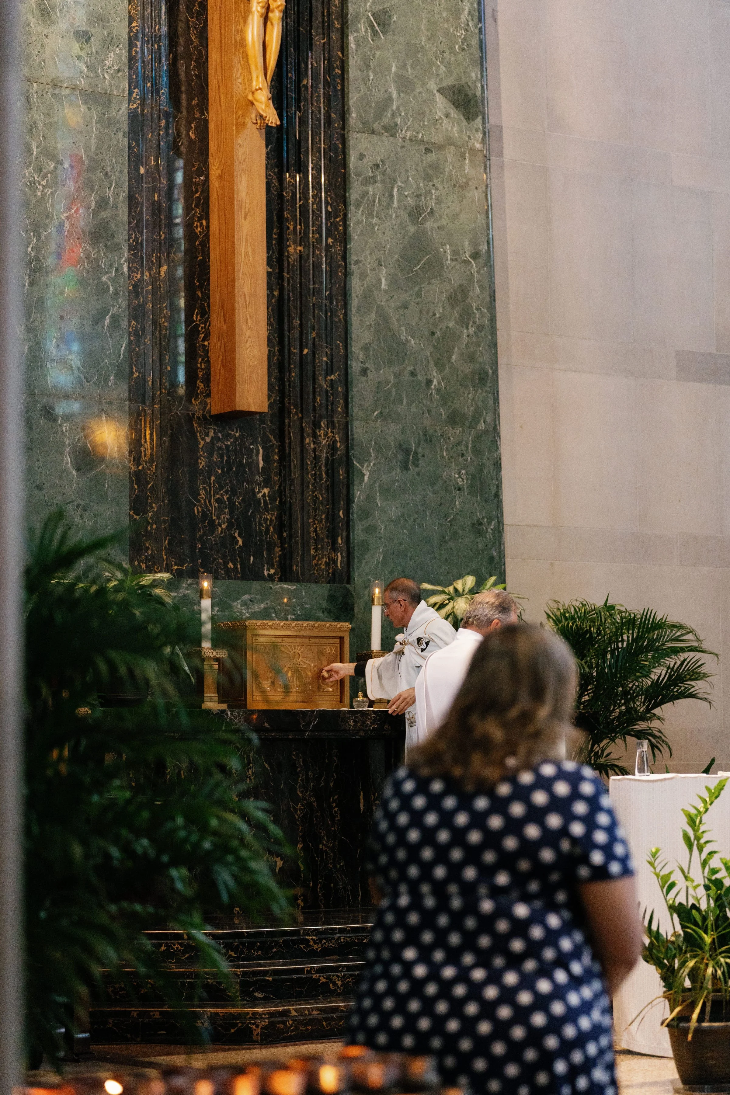stcharbelhealingmassfinished-rlombardi-395.jpg