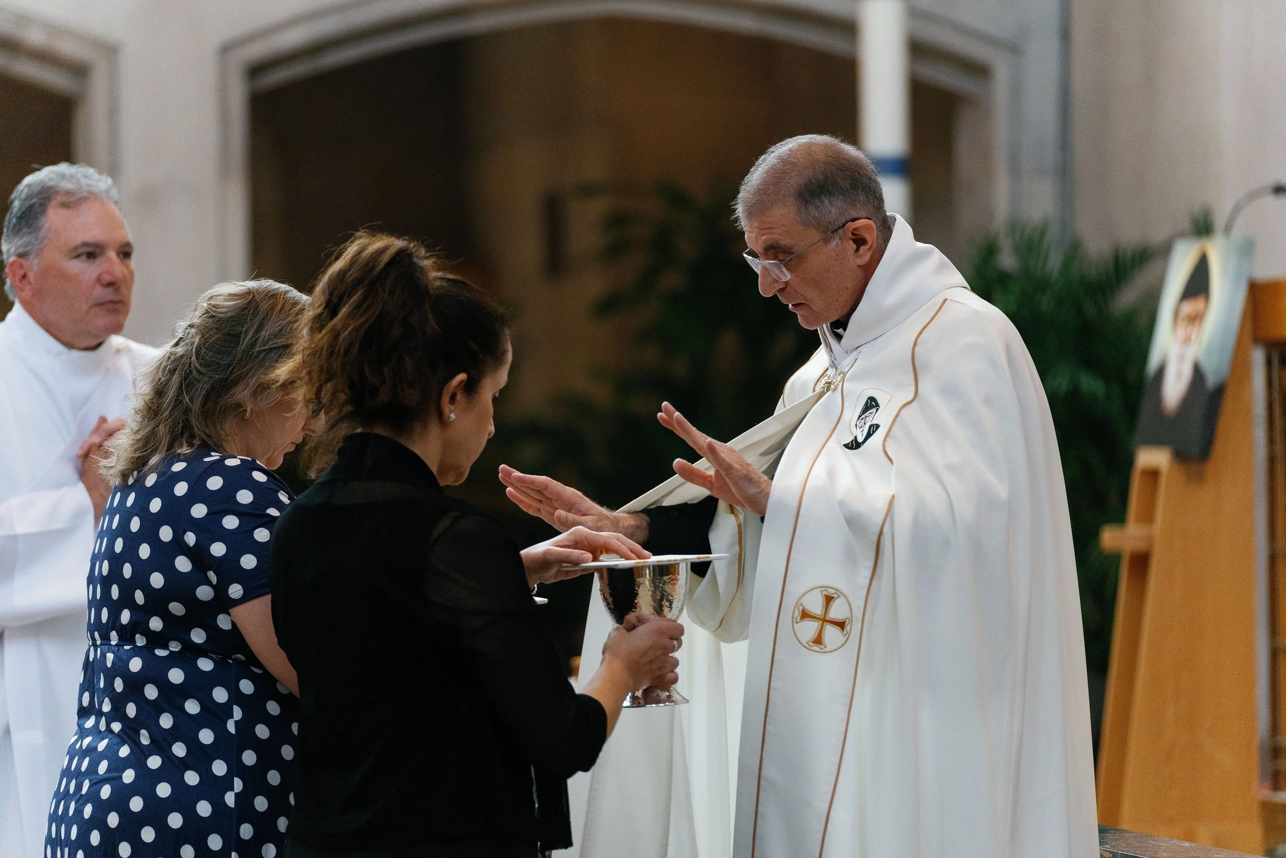 stcharbelhealingmassfinished-rlombardi-327.jpg