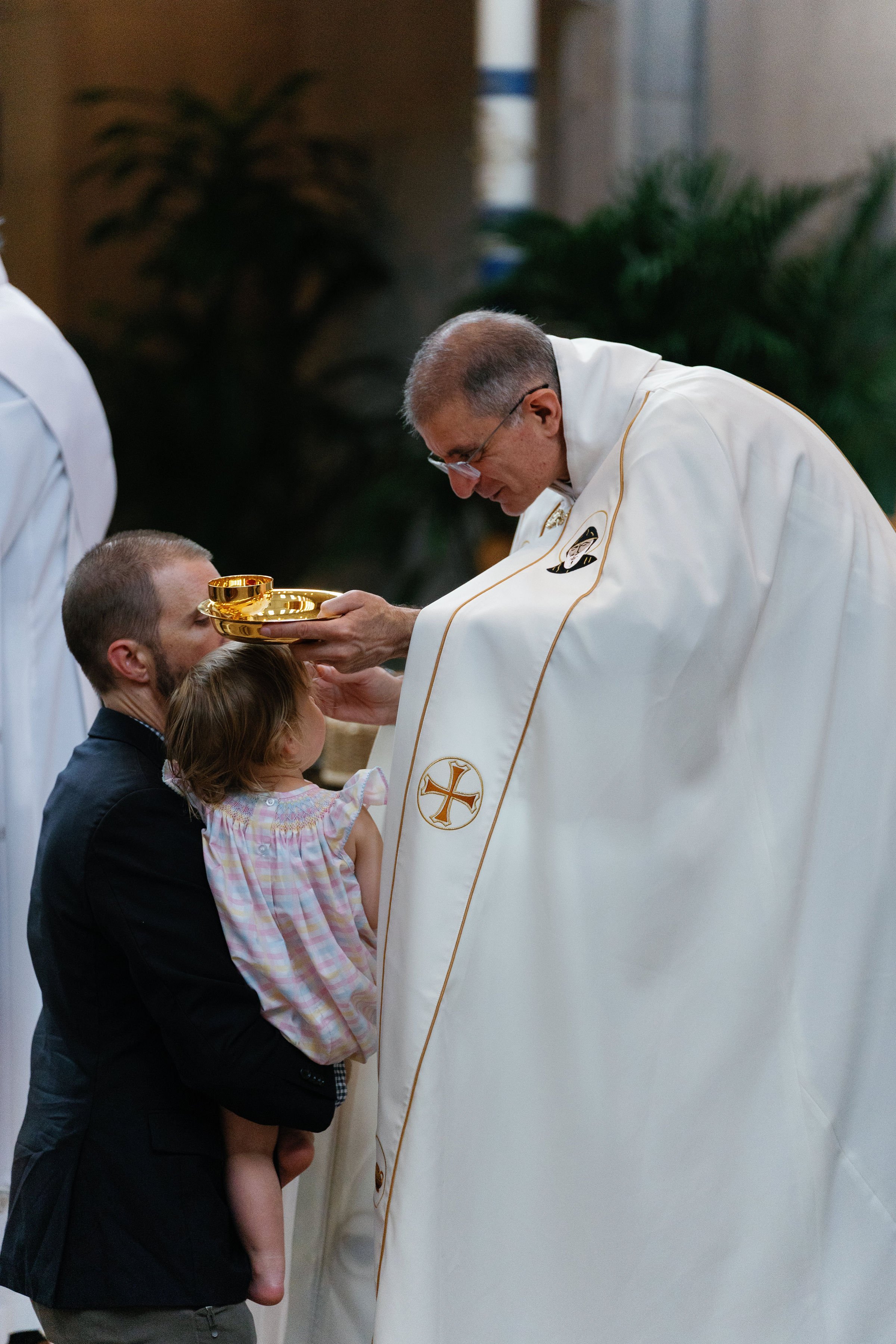 stcharbelhealingmassfinished-rlombardi-385.jpg