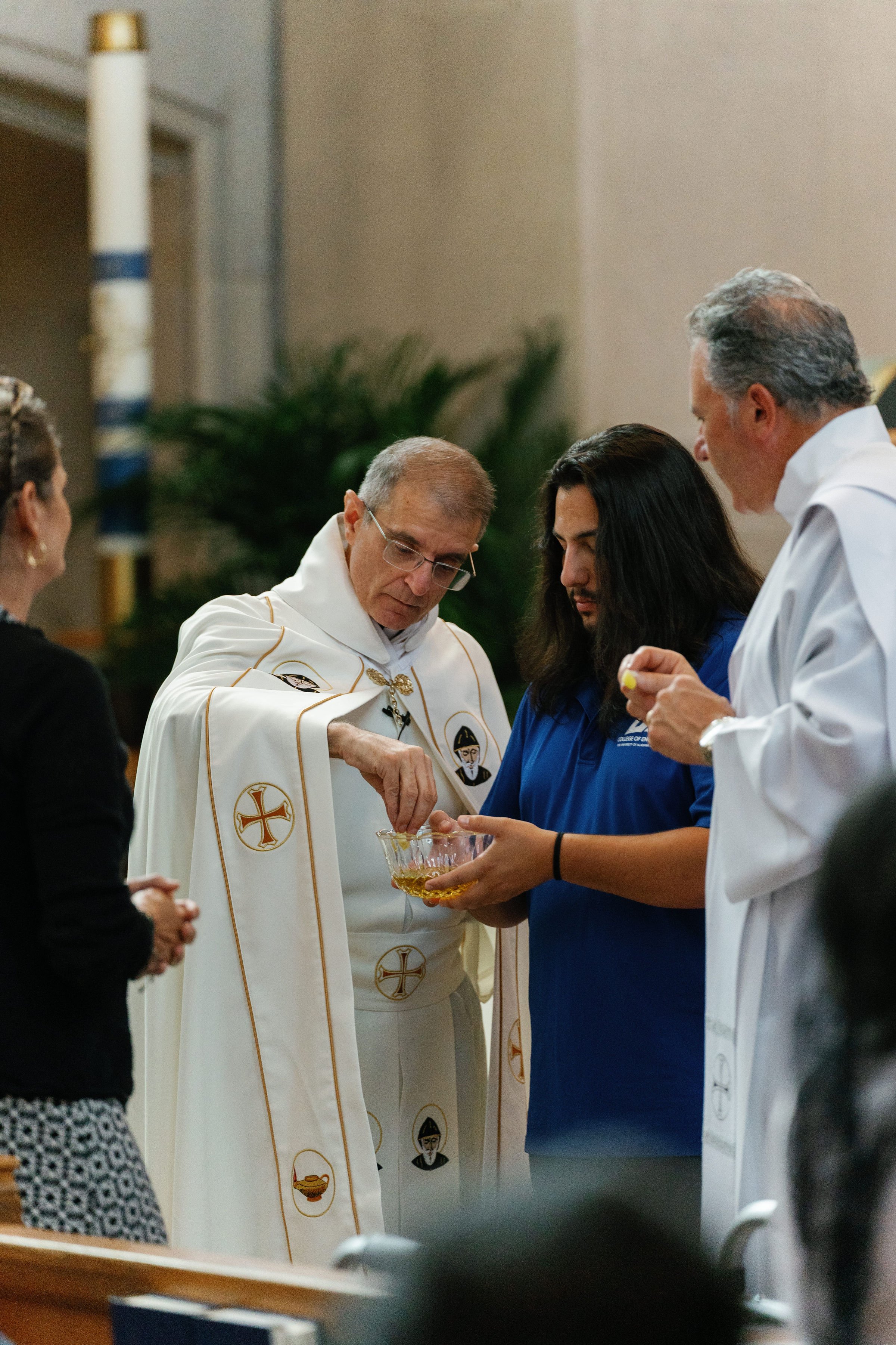 stcharbelhealingmassfinished-rlombardi-475.jpg