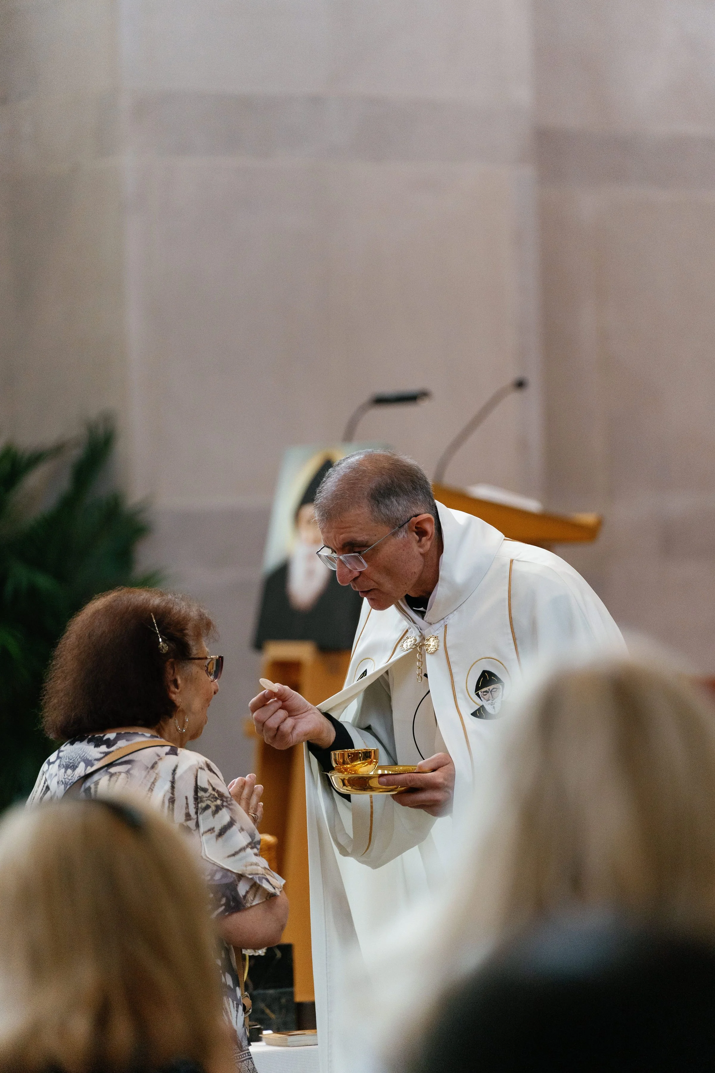 stcharbelhealingmassfinished-rlombardi-389.jpg