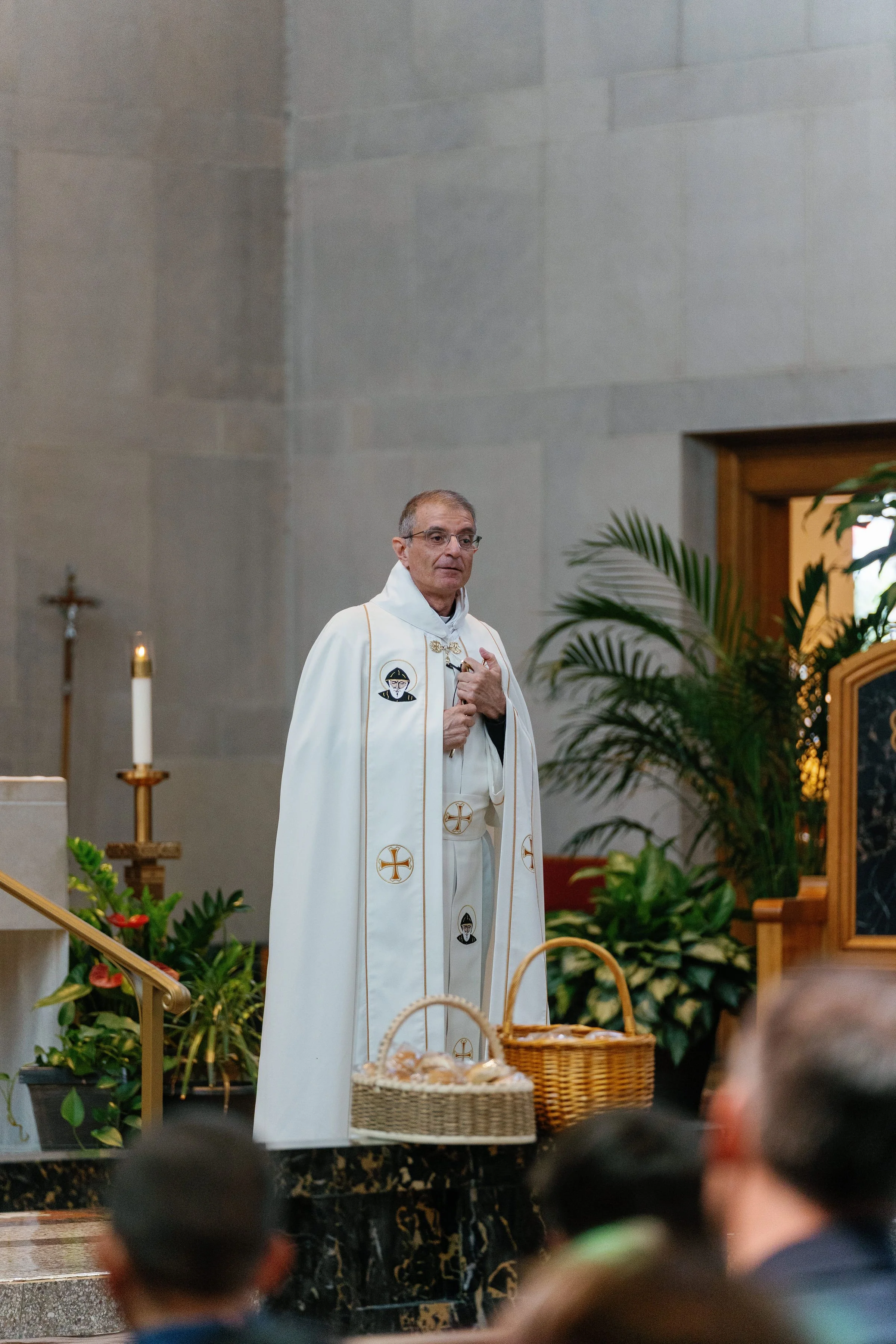stcharbelhealingmassfinished-rlombardi-230.jpg
