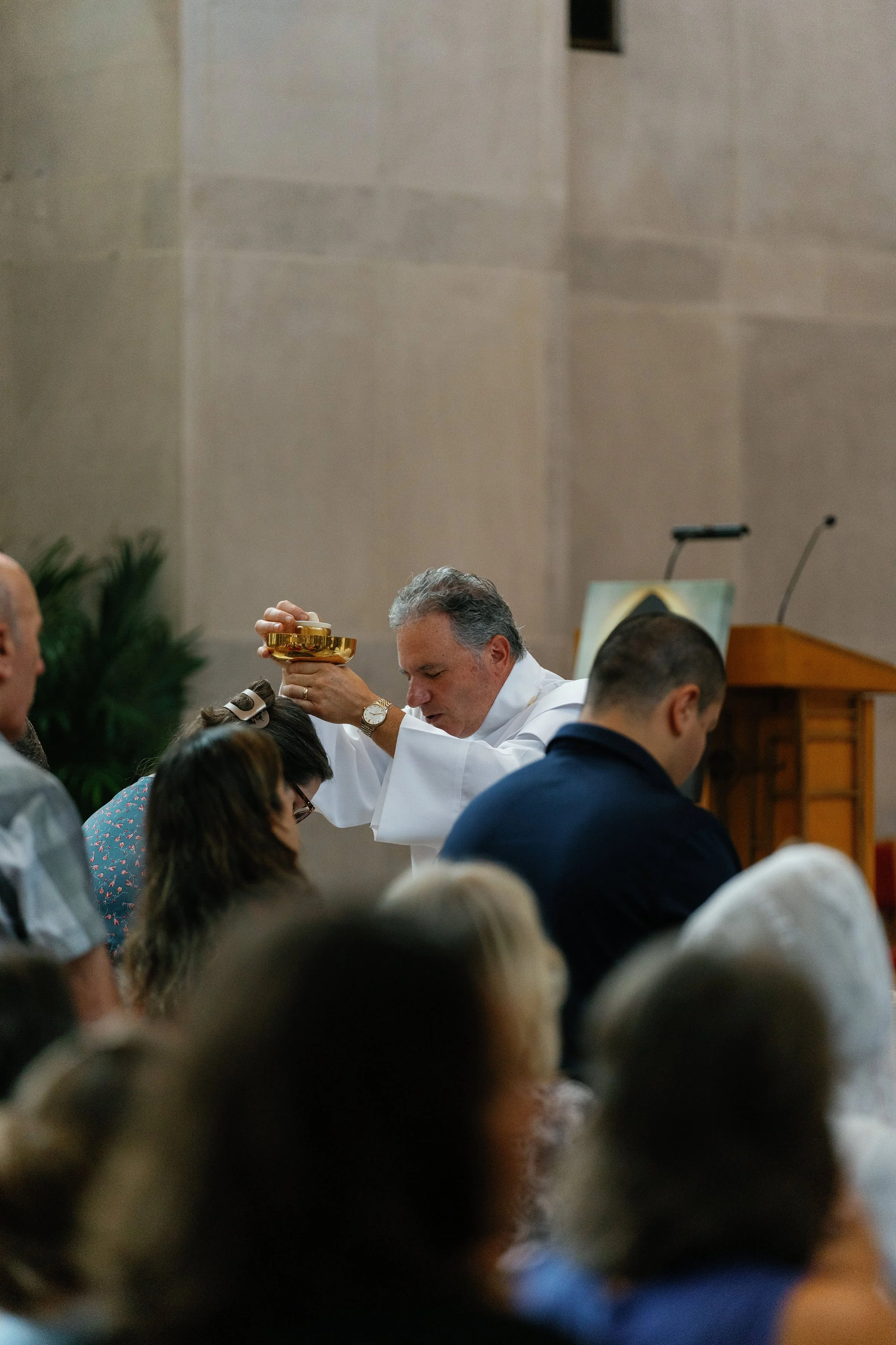 stcharbelhealingmassfinished-rlombardi-388.jpg