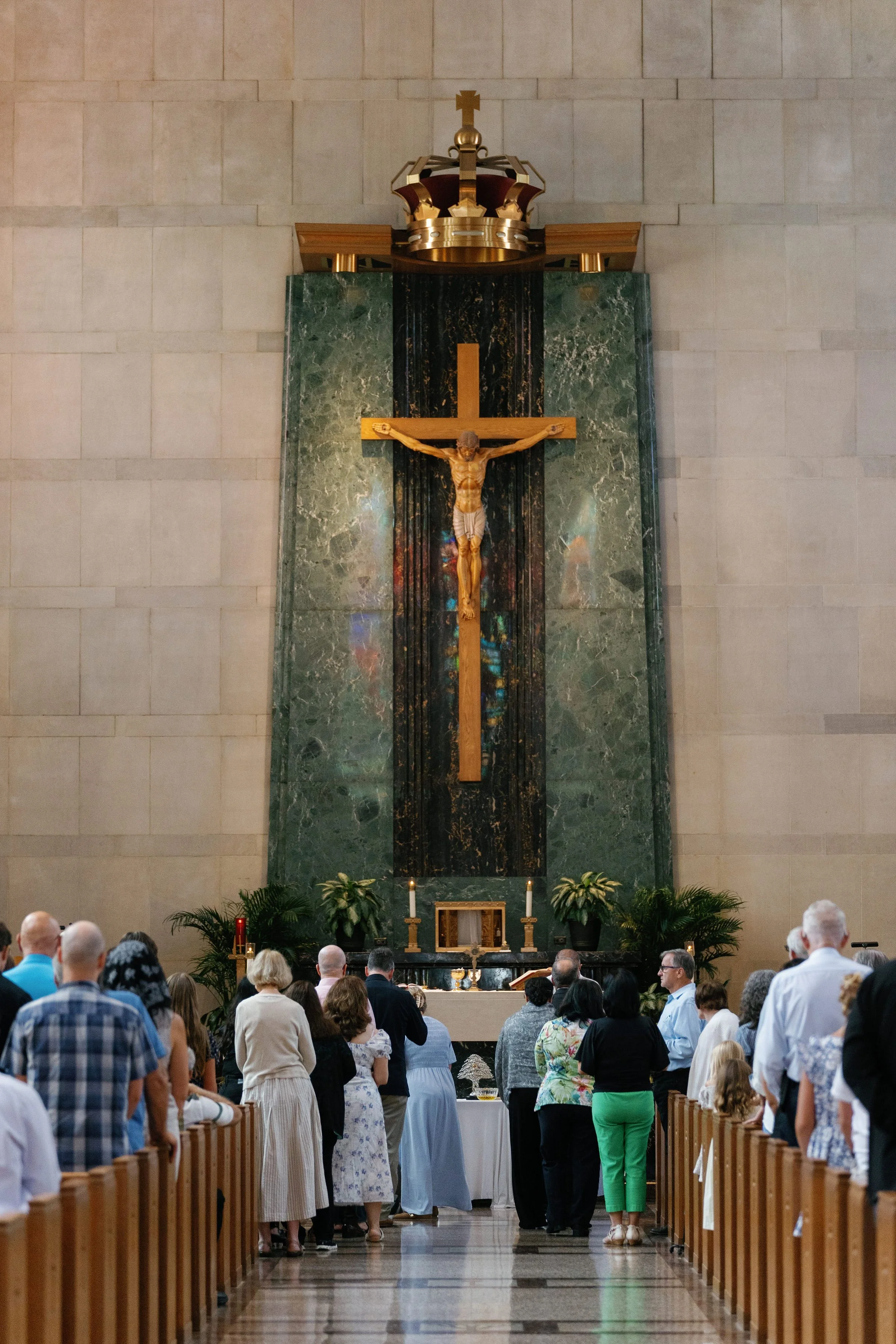 stcharbelhealingmassfinished-rlombardi-381.jpg