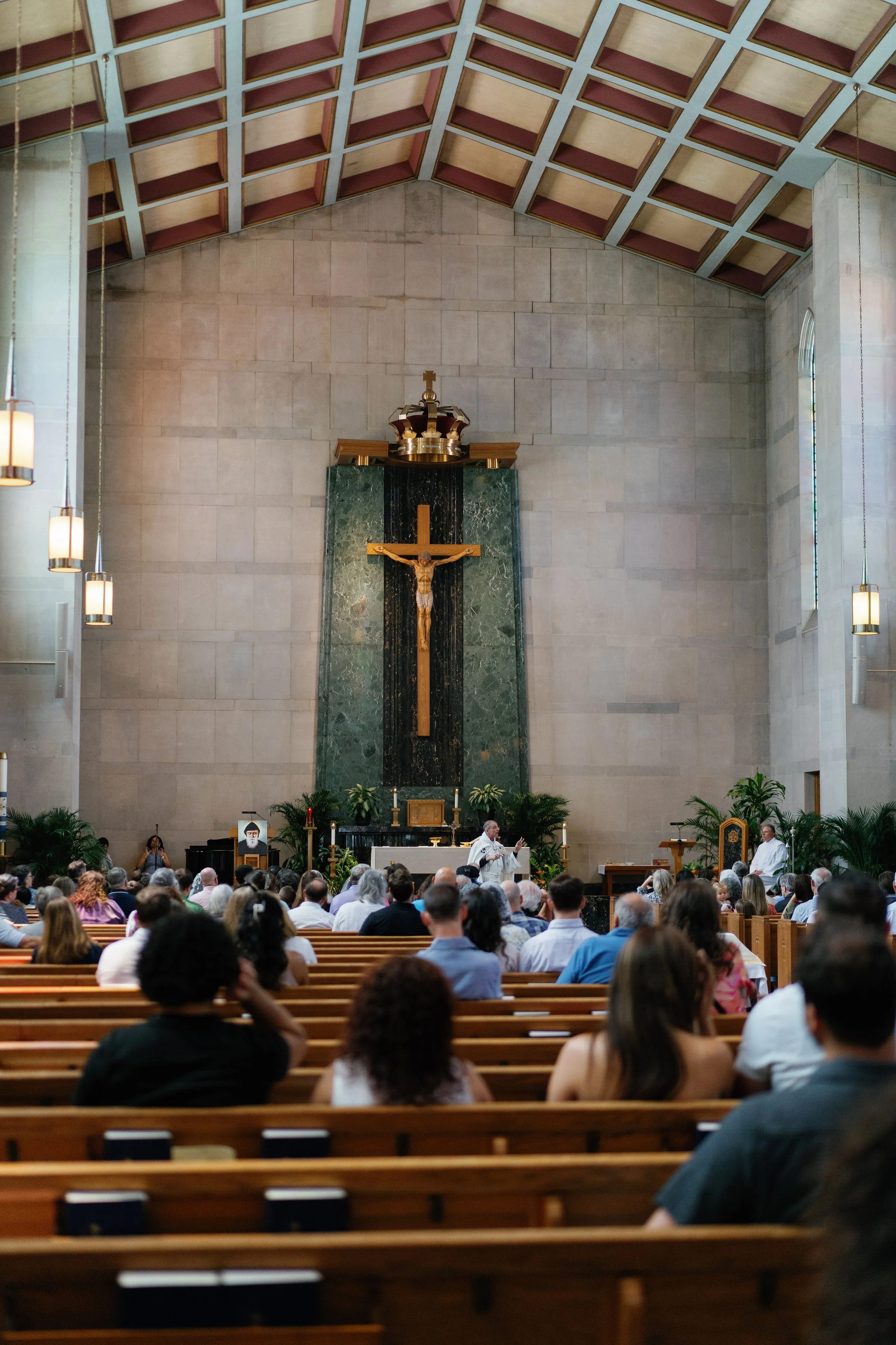 stcharbelhealingmassfinished-rlombardi-247.jpg